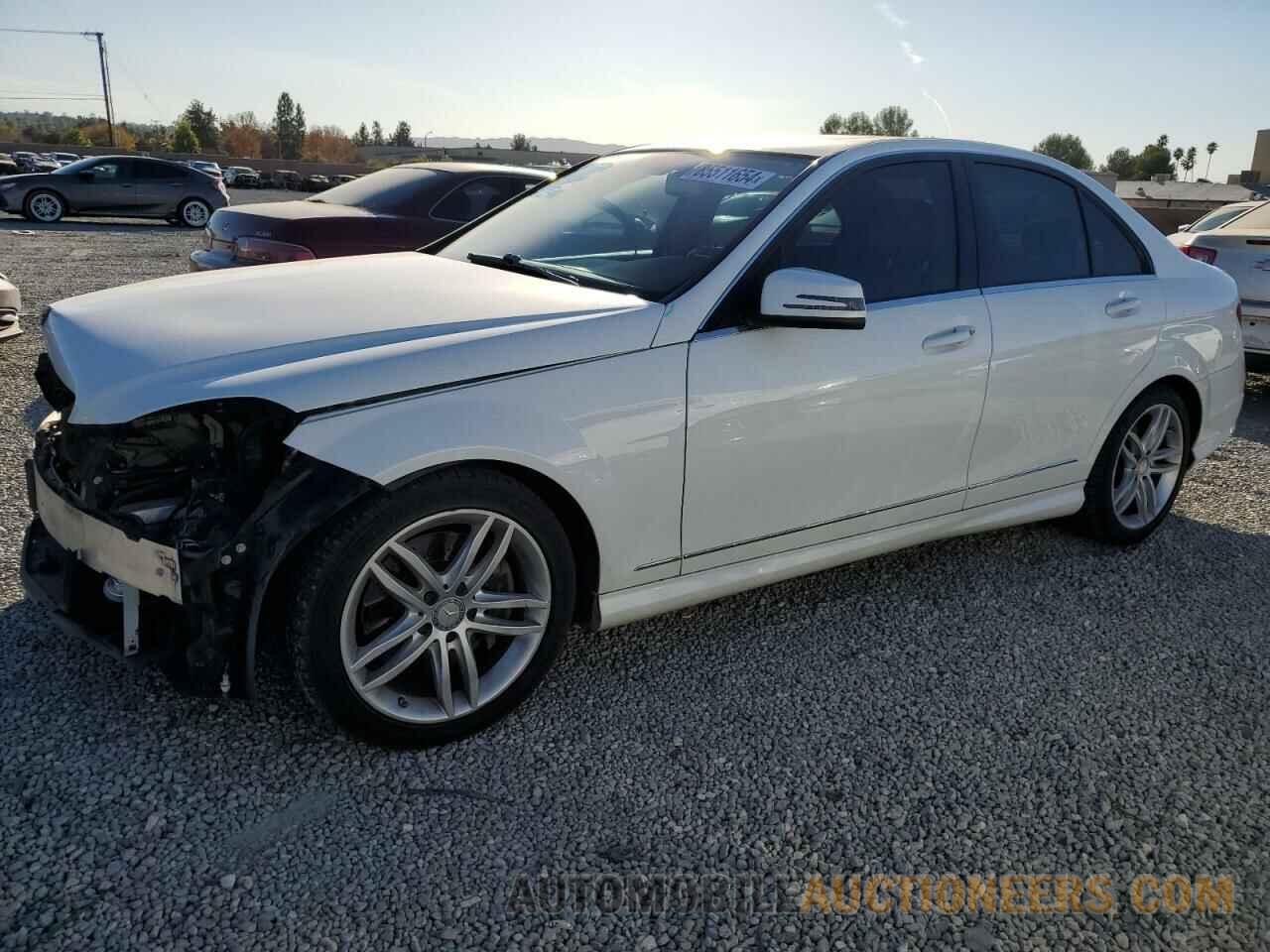 WDDGF8AB5DA885393 MERCEDES-BENZ C-CLASS 2013