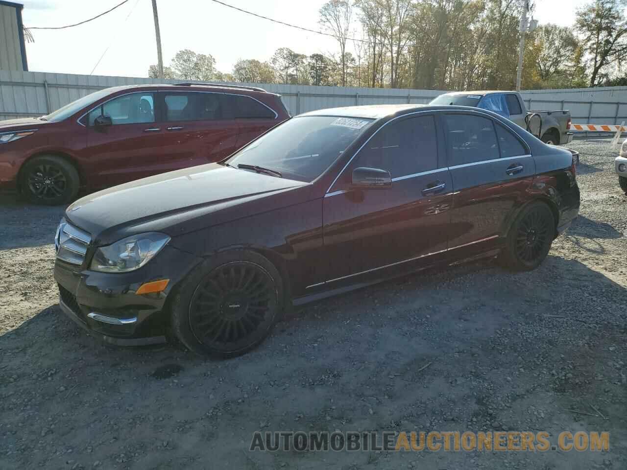 WDDGF8AB6DA816941 MERCEDES-BENZ C-CLASS 2013