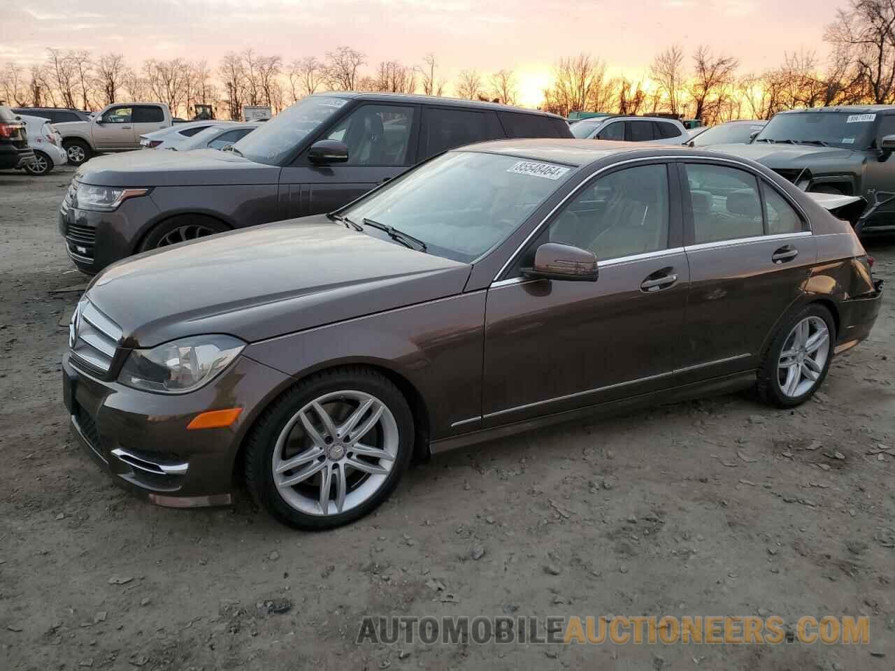 WDDGF8AB7DA833960 MERCEDES-BENZ C-CLASS 2013