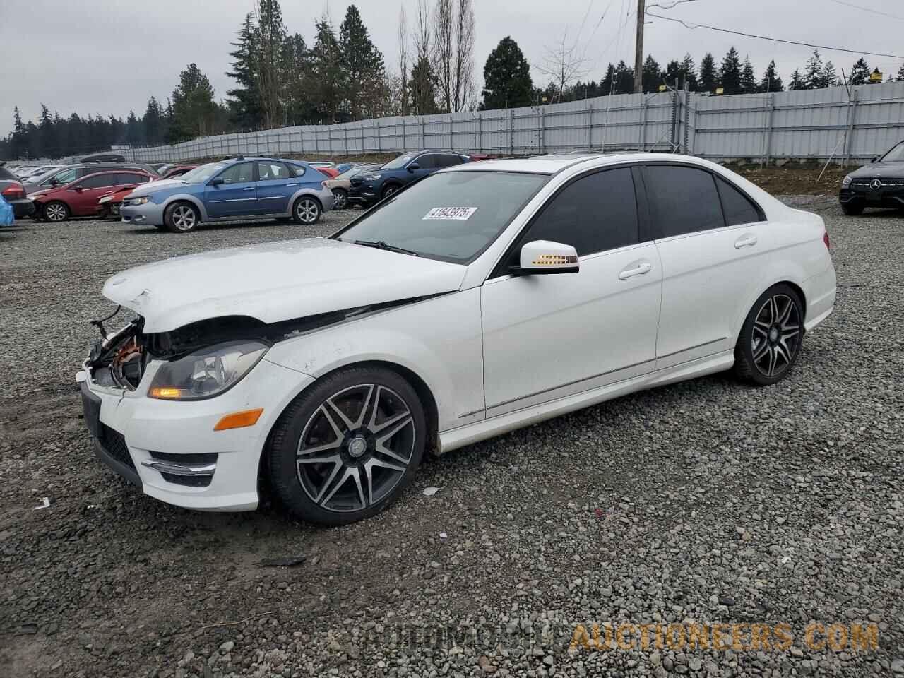 WDDGF8AB7DG082095 MERCEDES-BENZ C-CLASS 2013