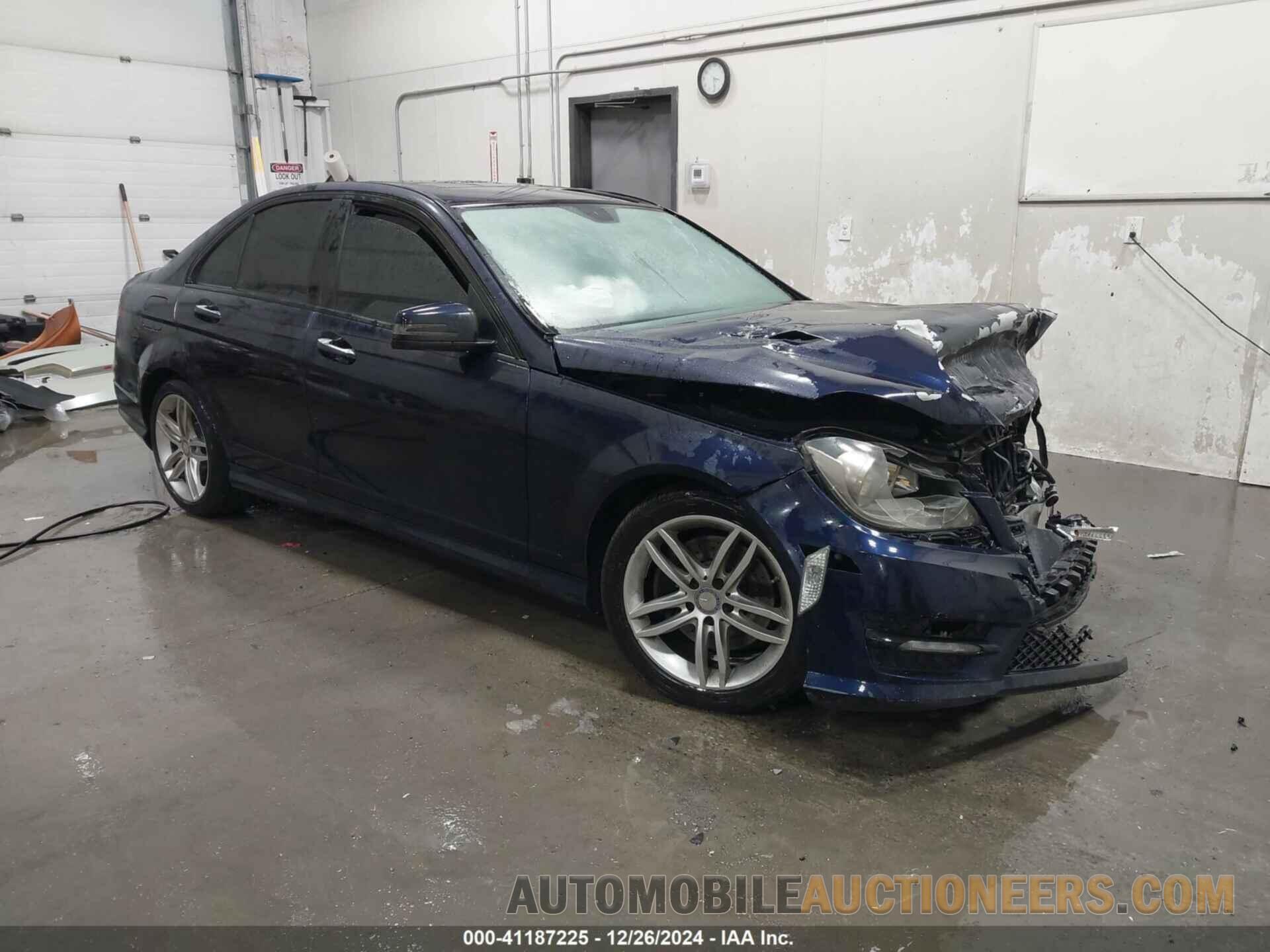 WDDGF8AB7DR280616 MERCEDES-BENZ C 300 2013