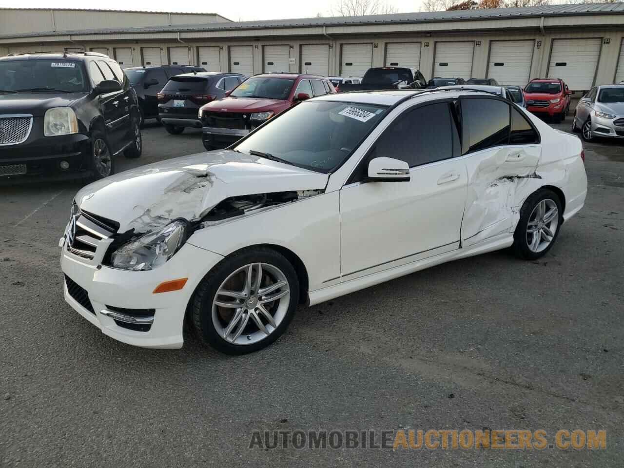 WDDGF8AB8EG176956 MERCEDES-BENZ C-CLASS 2014