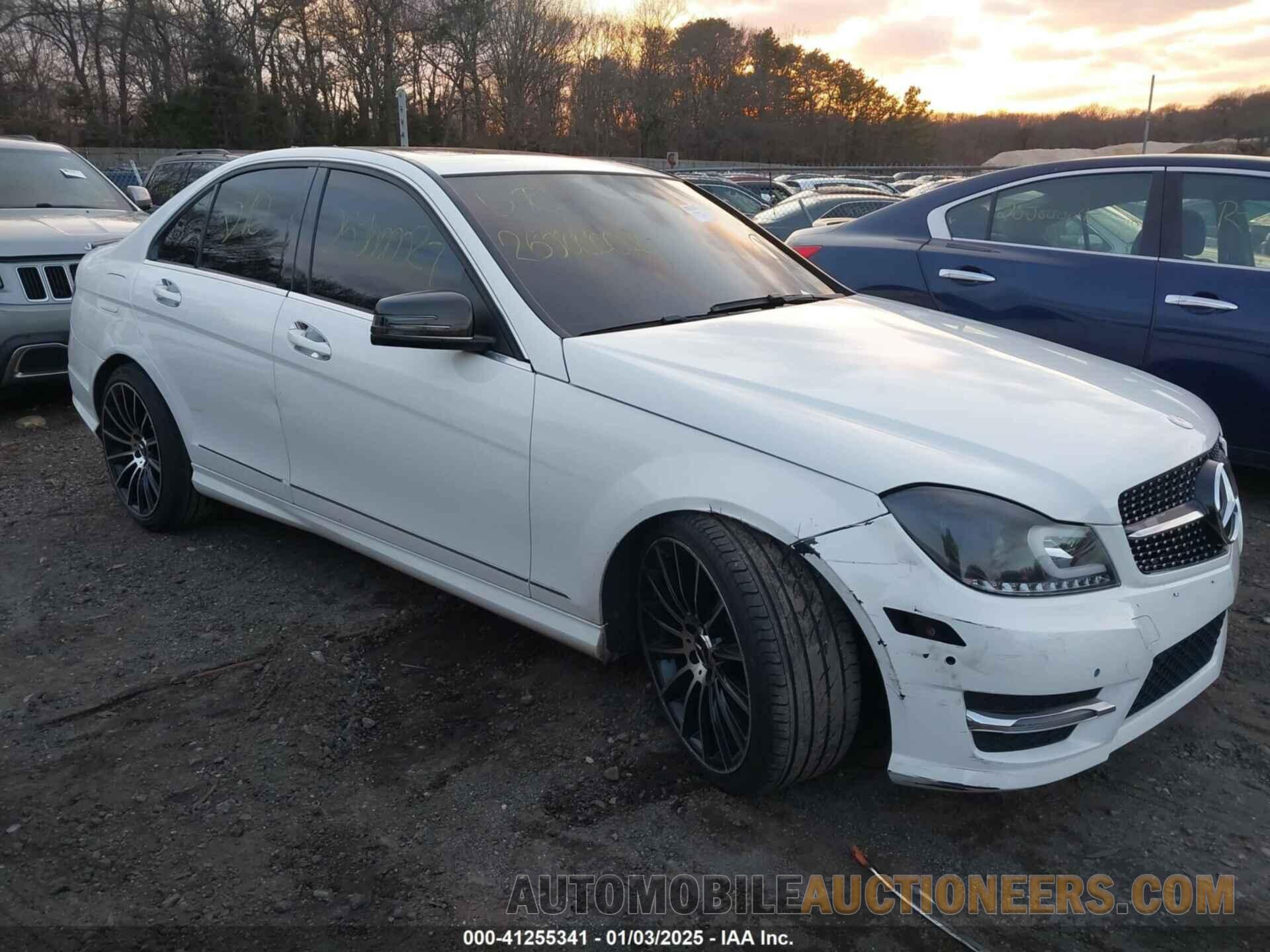 WDDGF8AB9DR280245 MERCEDES-BENZ C 300 2013