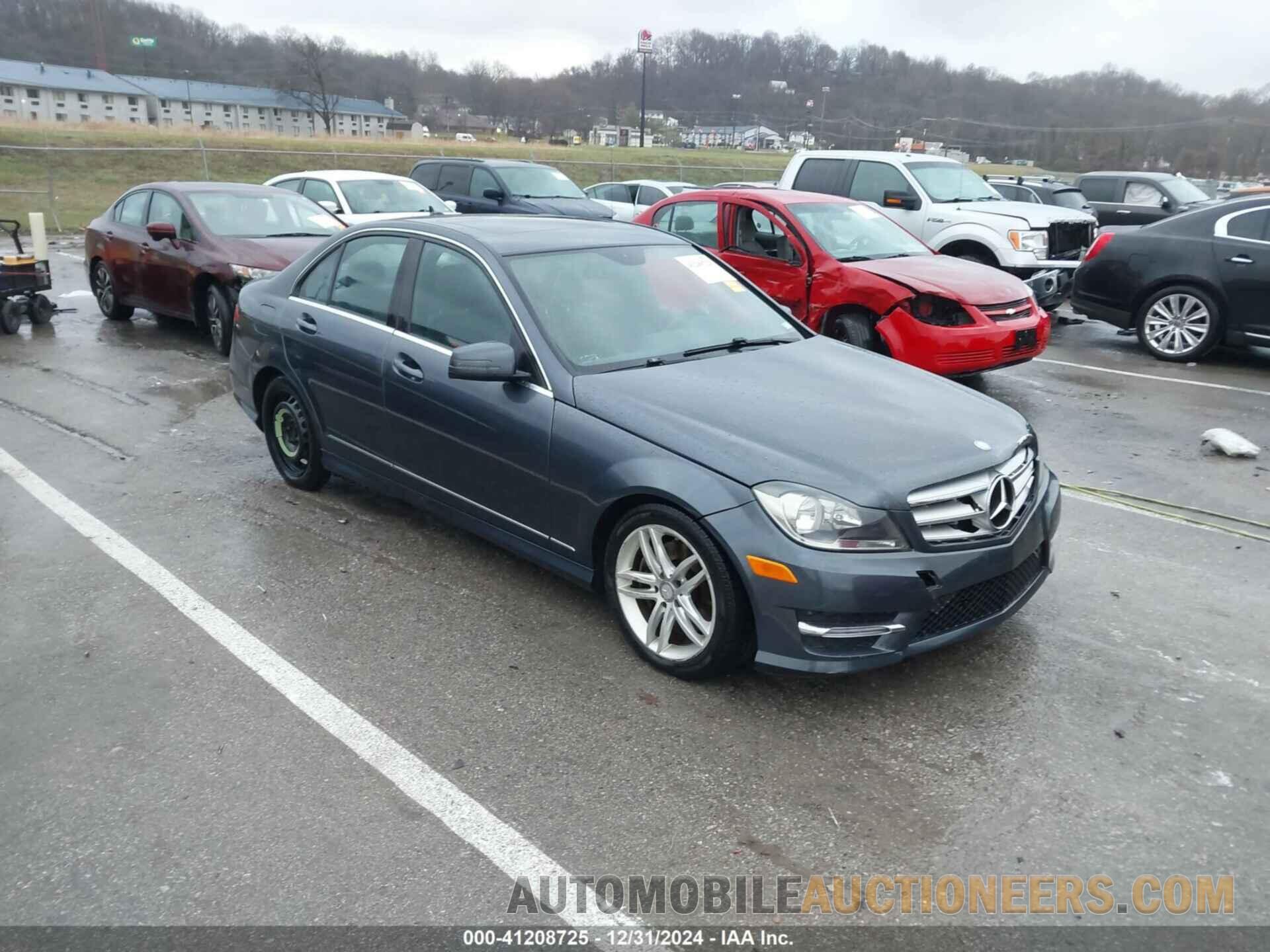 WDDGF8ABXDA836450 MERCEDES-BENZ C 300 2013