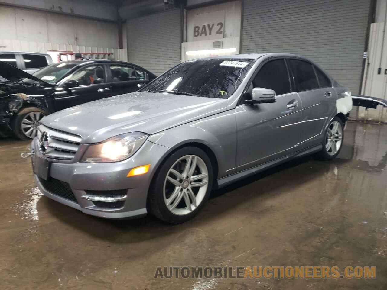 WDDGF8ABXDR262689 MERCEDES-BENZ C-CLASS 2013