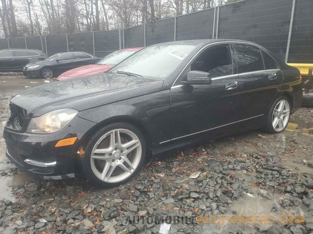 WDDGF8ABXDR296826 MERCEDES-BENZ C-CLASS 2013