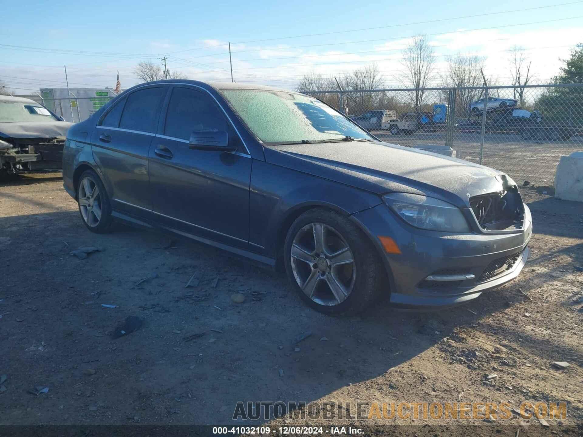 WDDGF8BB0BF648065 MERCEDES-BENZ C 300 2011