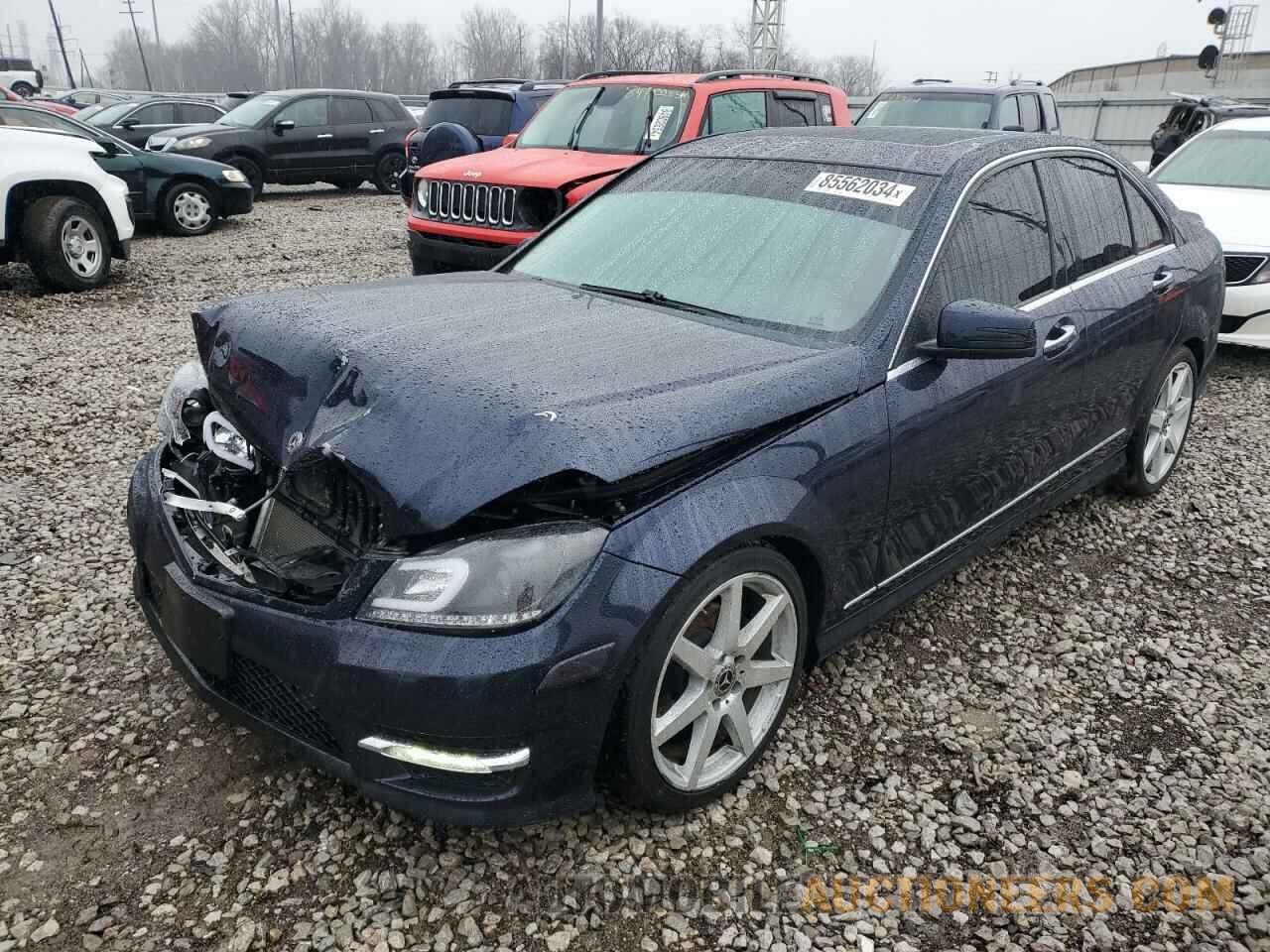 WDDGF8BB1CR204452 MERCEDES-BENZ C-CLASS 2012