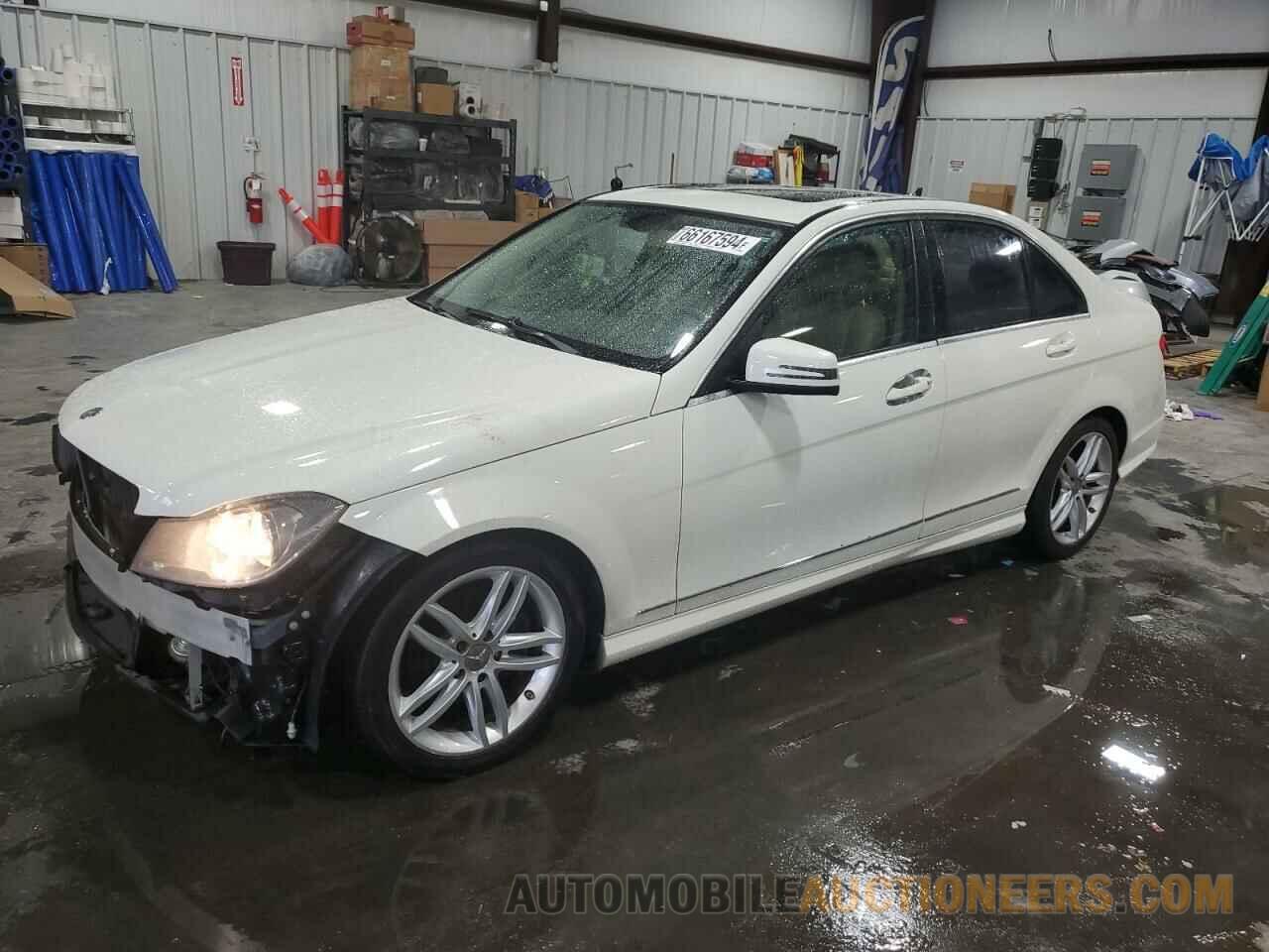 WDDGF8BB1CR211739 MERCEDES-BENZ C-CLASS 2012