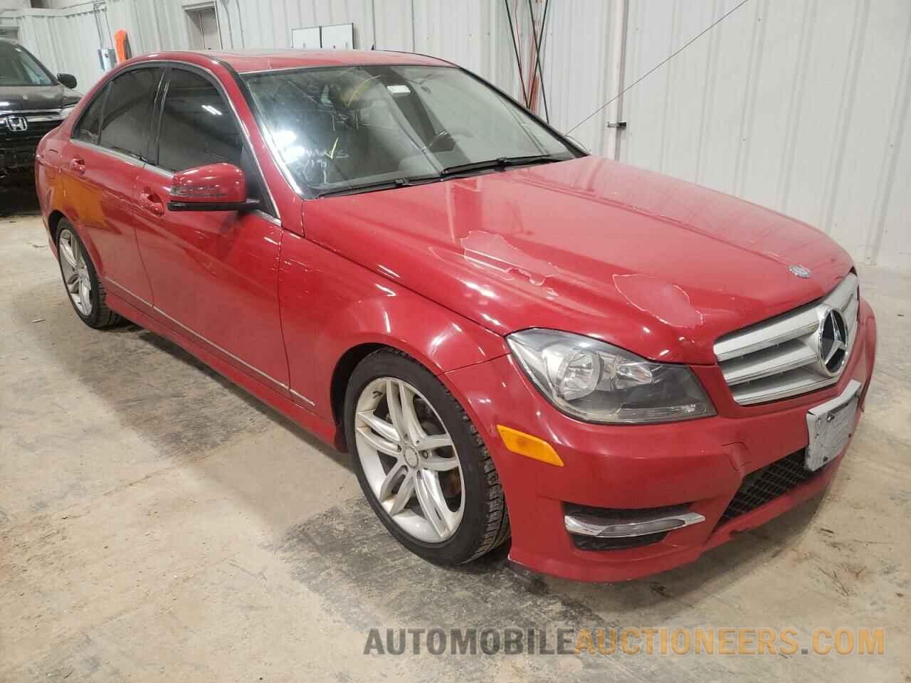 WDDGF8BB3CF868818 MERCEDES-BENZ C-CLASS 2012