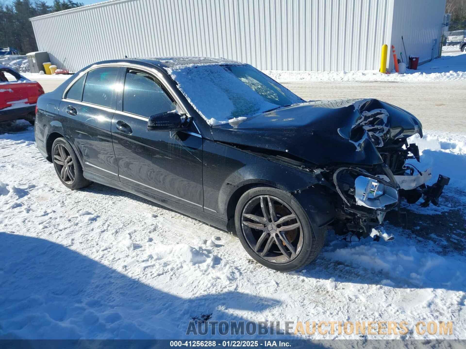 WDDGF8BB6CR229931 MERCEDES-BENZ C 300 2012