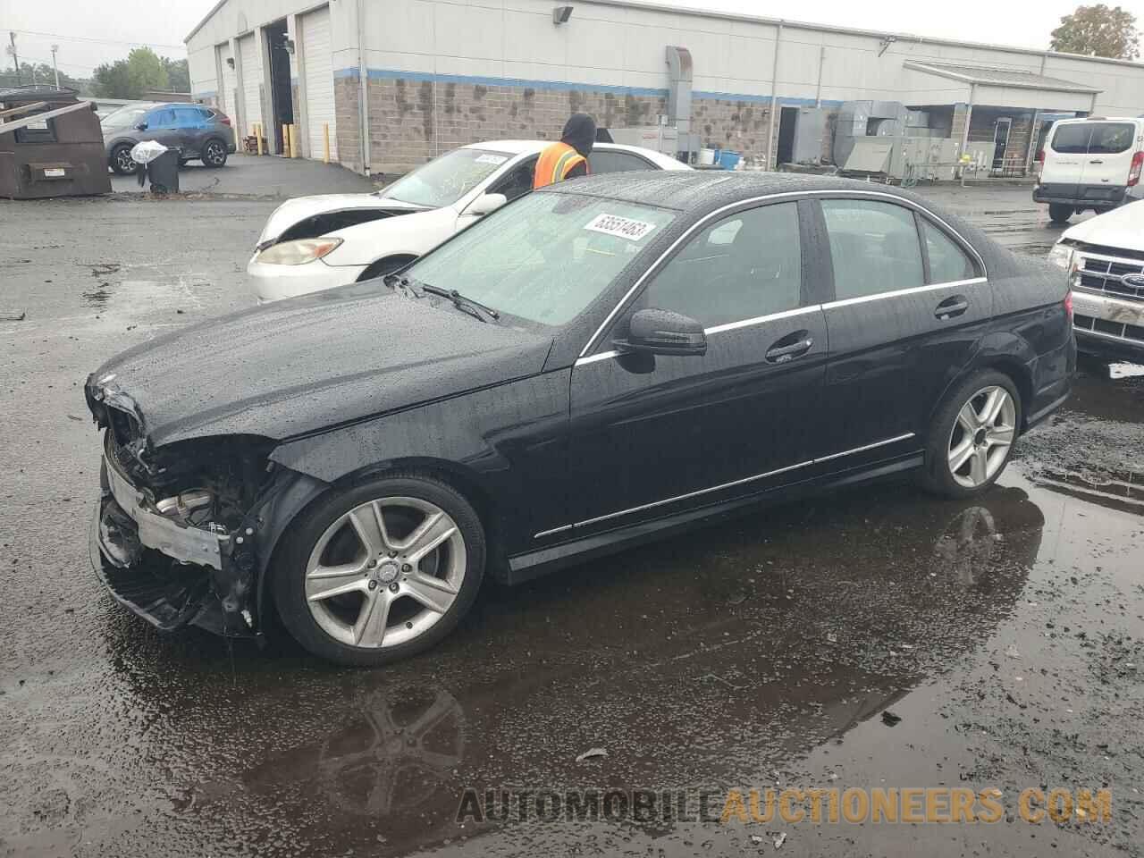 WDDGF8BB7BR156695 MERCEDES-BENZ C-CLASS 2011