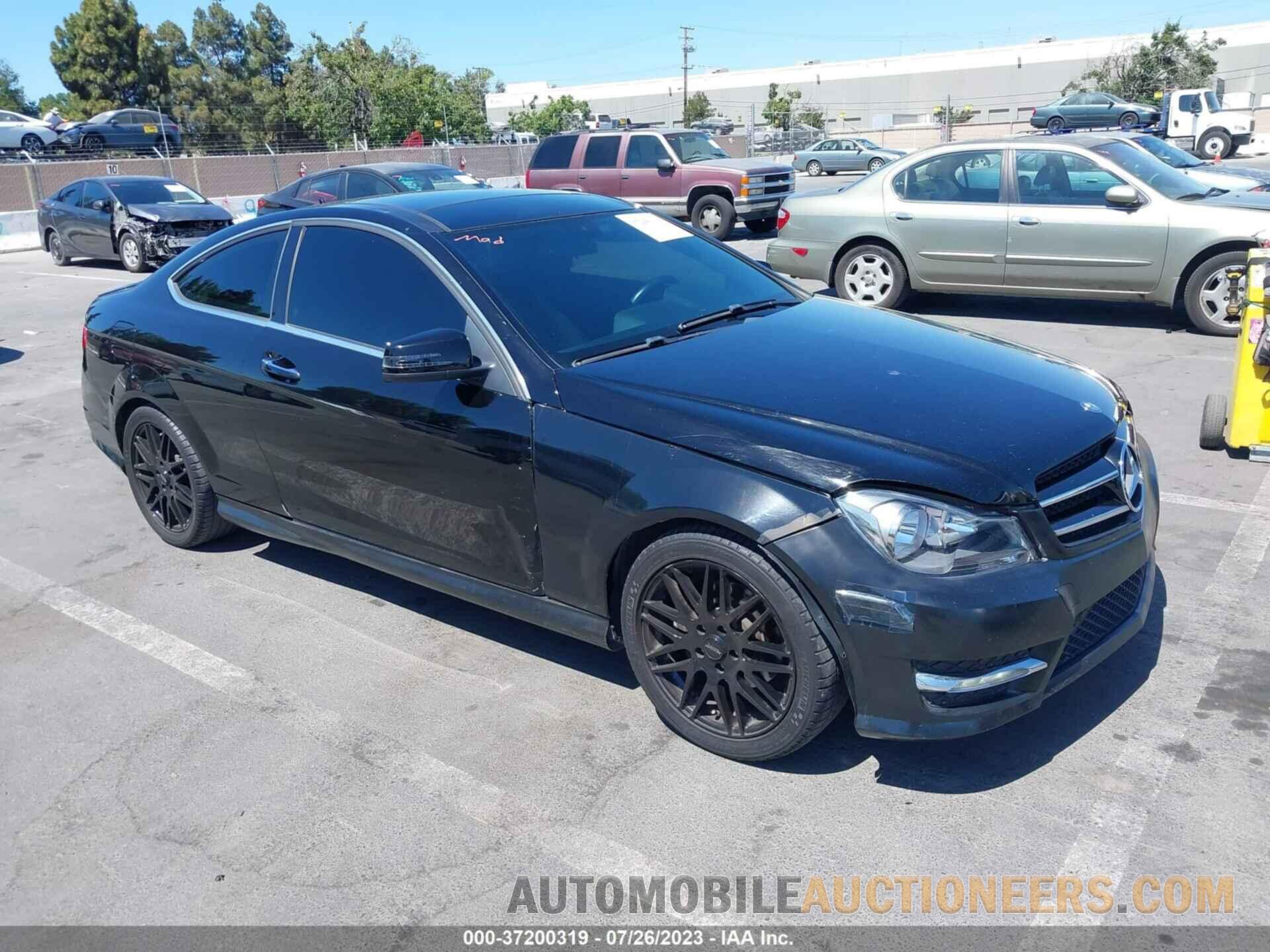 WDDGJ4HB1FG365897 MERCEDES-BENZ C-CLASS 2015