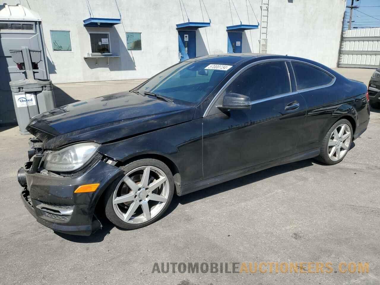 WDDGJ4HB1FG377239 MERCEDES-BENZ C-CLASS 2015