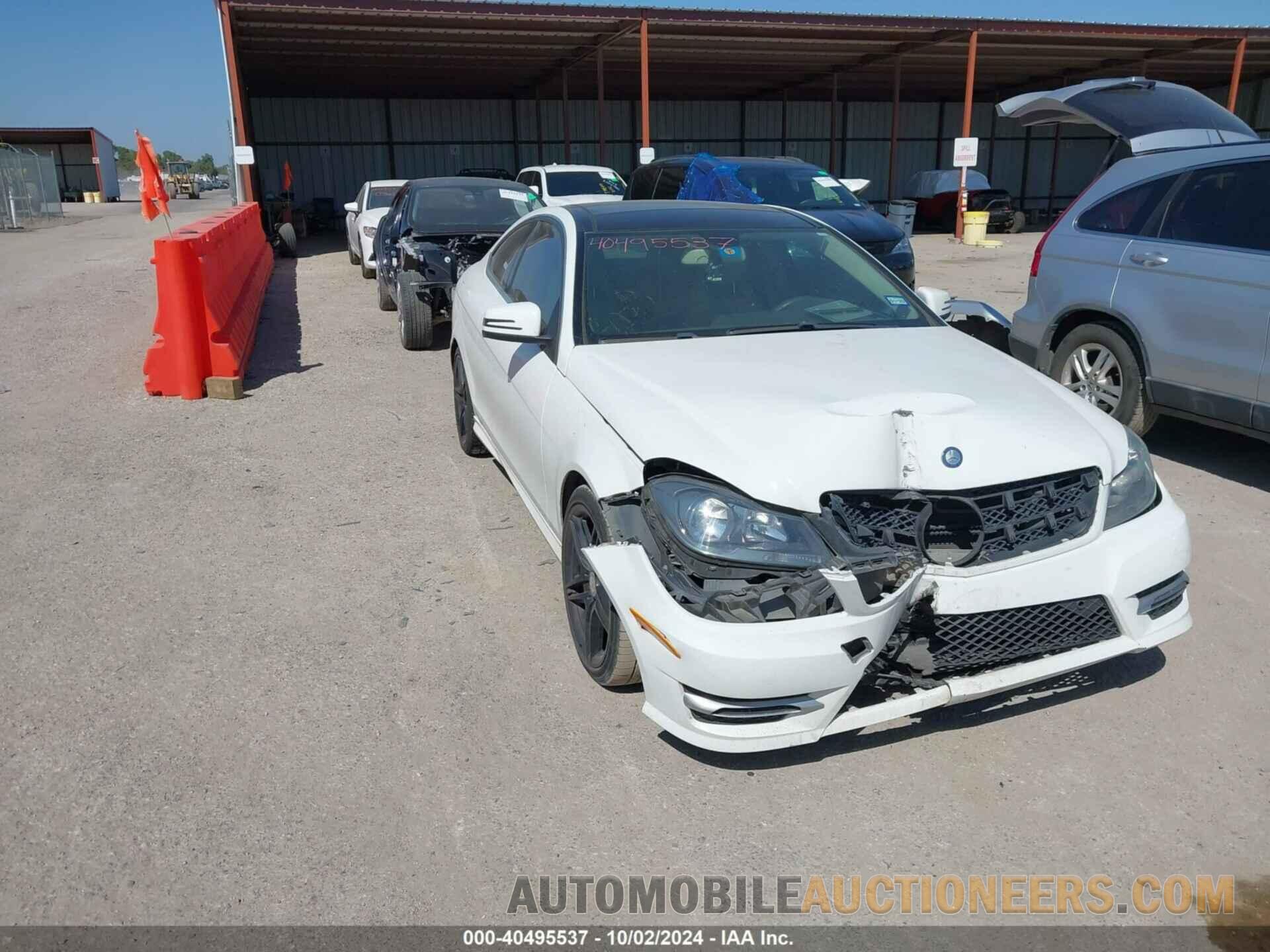 WDDGJ4HB1FG403788 MERCEDES-BENZ C 2015