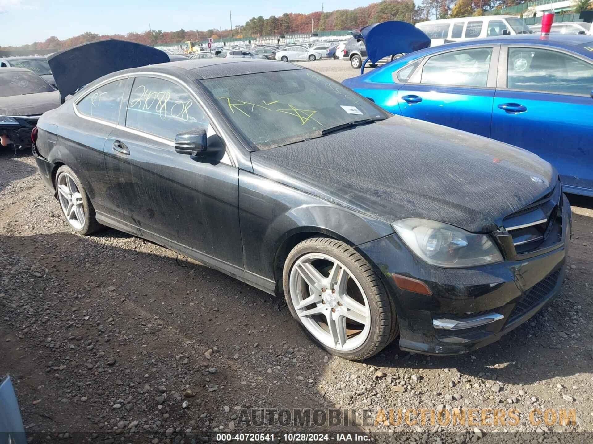 WDDGJ4HB2DF975777 MERCEDES-BENZ C 250 2013