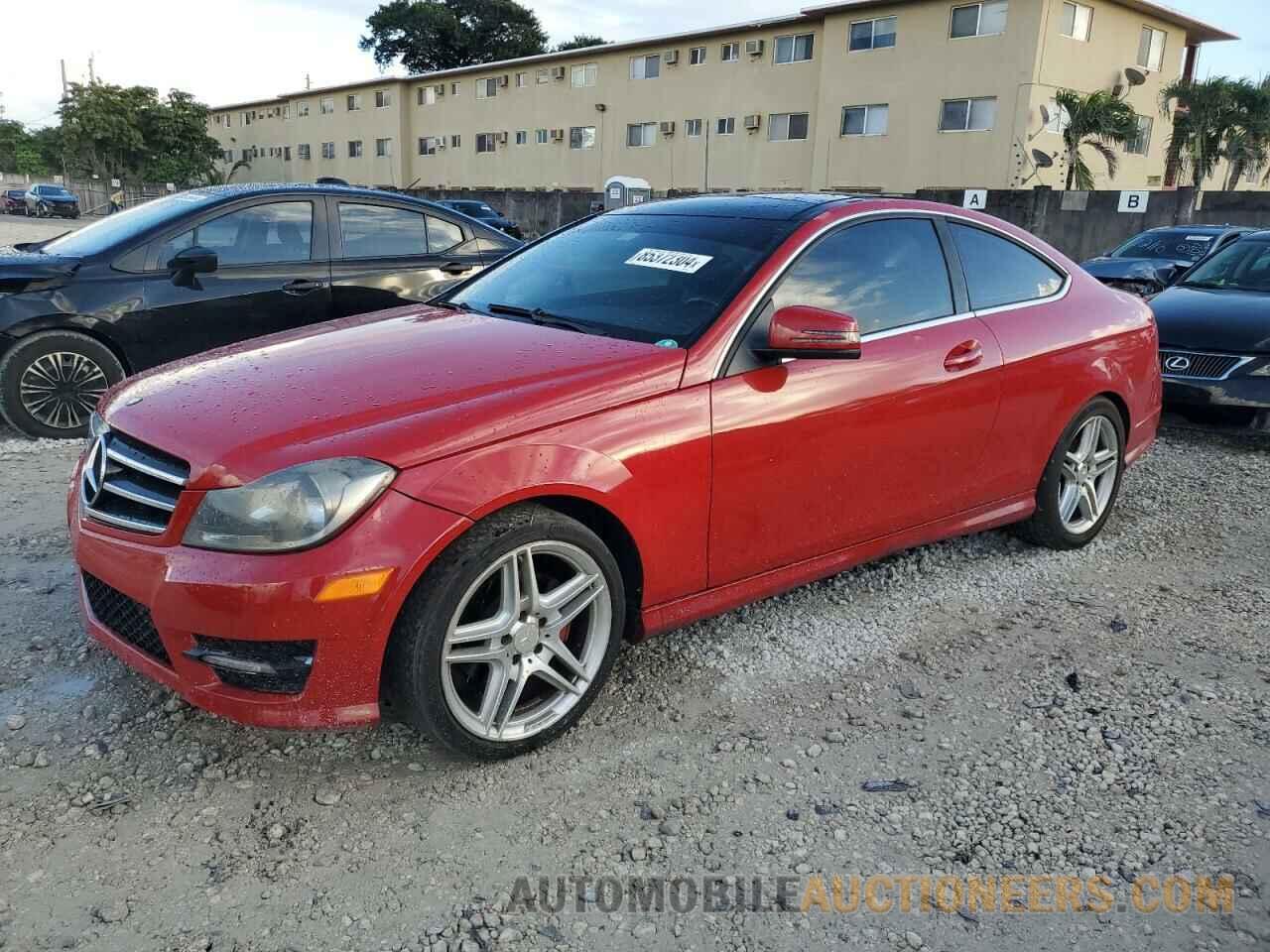 WDDGJ4HB2DG044108 MERCEDES-BENZ C-CLASS 2013