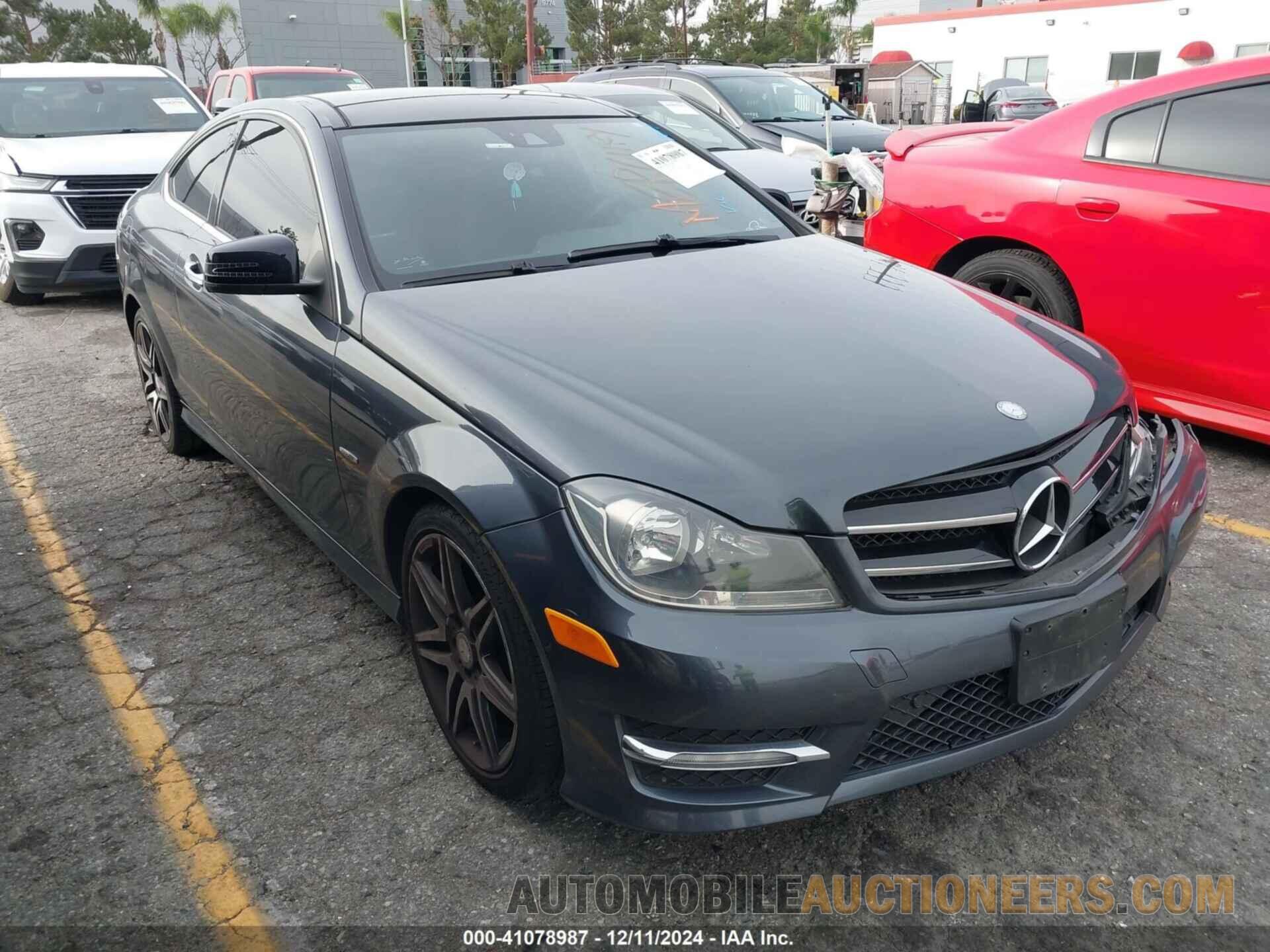 WDDGJ4HB3DF993026 MERCEDES-BENZ C 250 2013