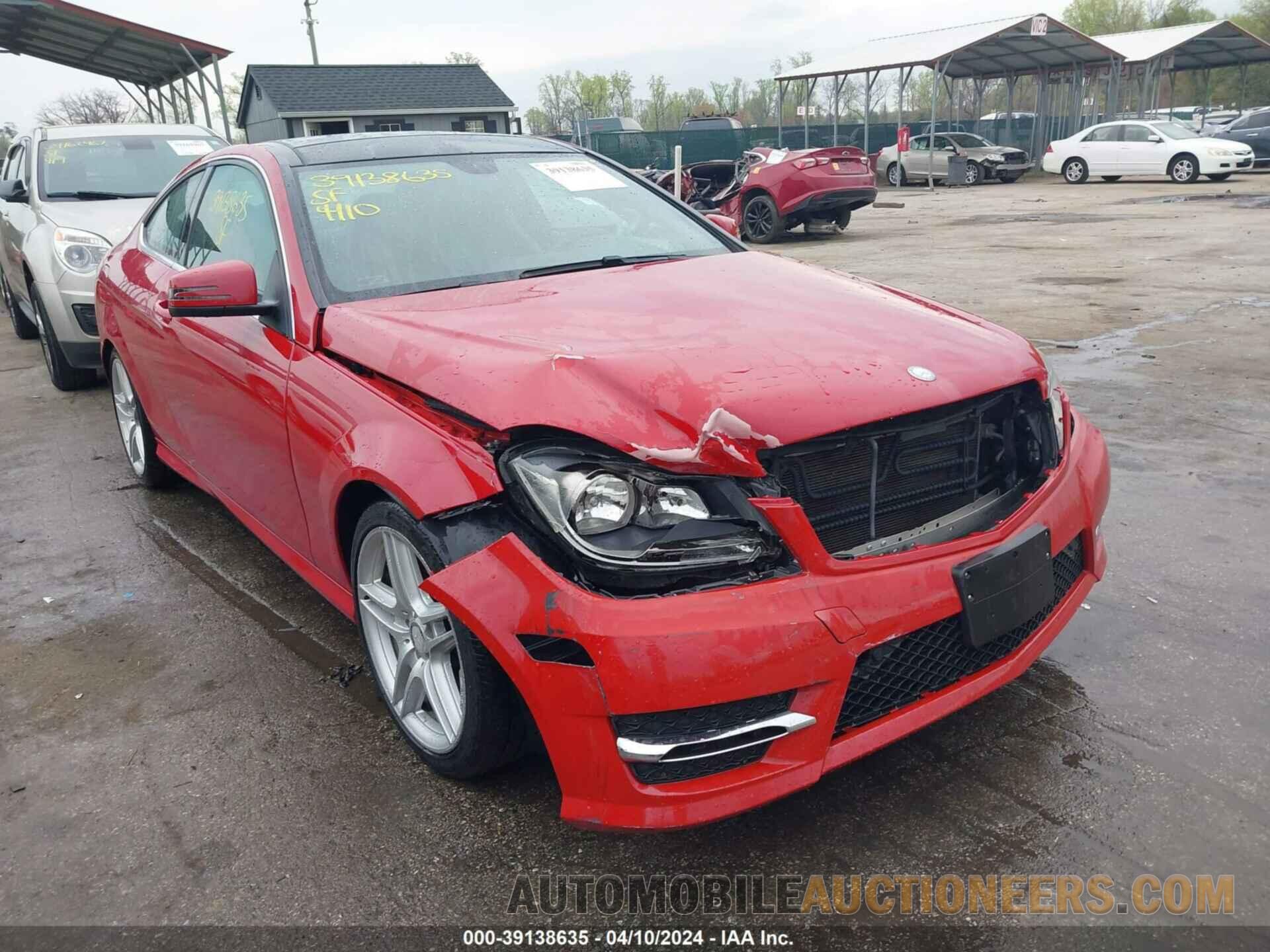 WDDGJ4HB3FG369028 MERCEDES-BENZ C 250 2015