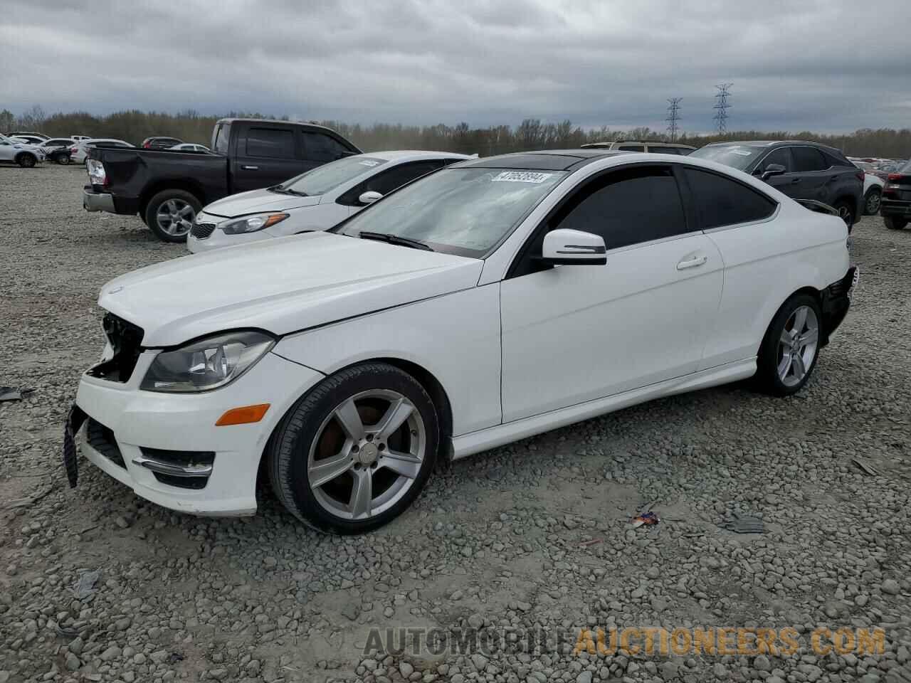 WDDGJ4HB3FG369658 MERCEDES-BENZ C-CLASS 2015