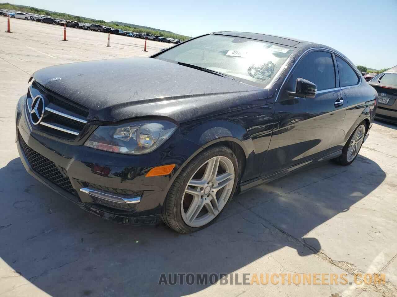 WDDGJ4HB3FG383074 MERCEDES-BENZ C-CLASS 2015