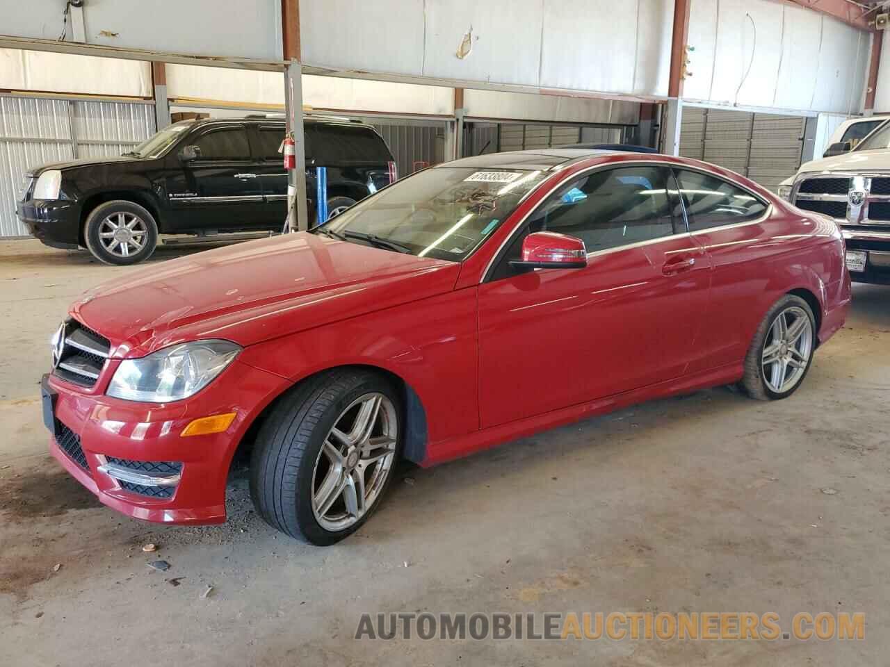 WDDGJ4HB4FG369426 MERCEDES-BENZ C-CLASS 2015