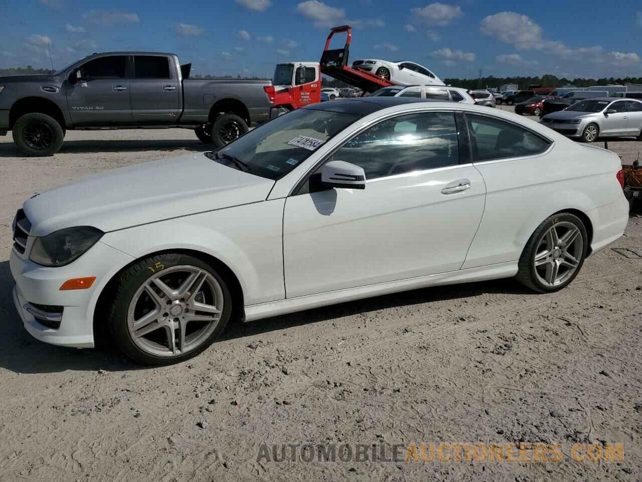 WDDGJ4HB4FG369989 MERCEDES-BENZ C-CLASS 2015