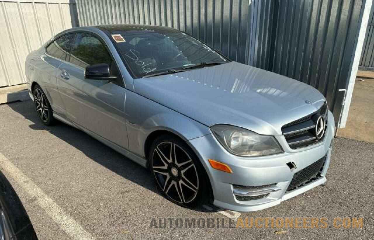 WDDGJ4HB4FG389501 MERCEDES-BENZ C-CLASS 2015