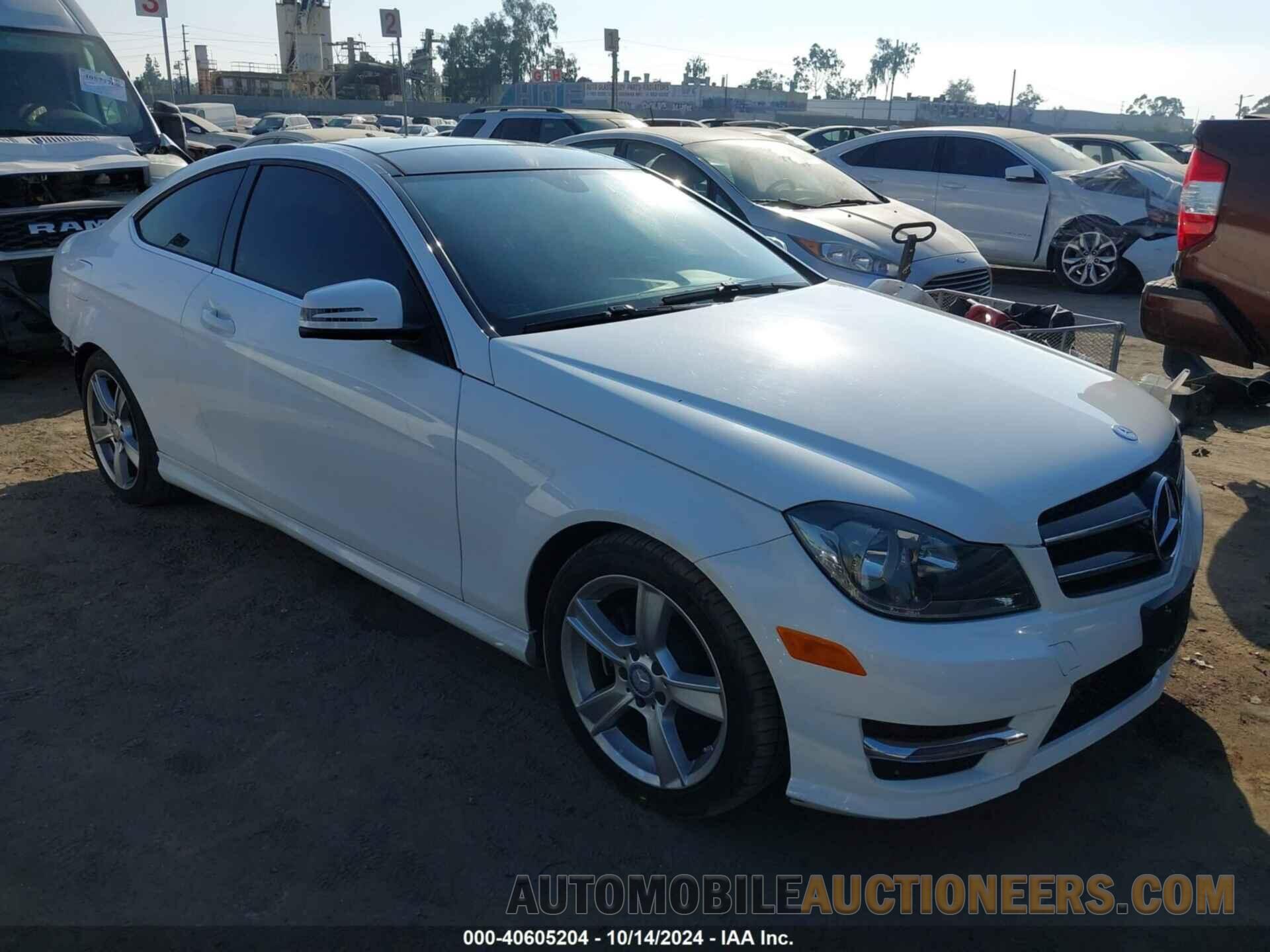 WDDGJ4HB4FG393578 MERCEDES-BENZ C 250 2015