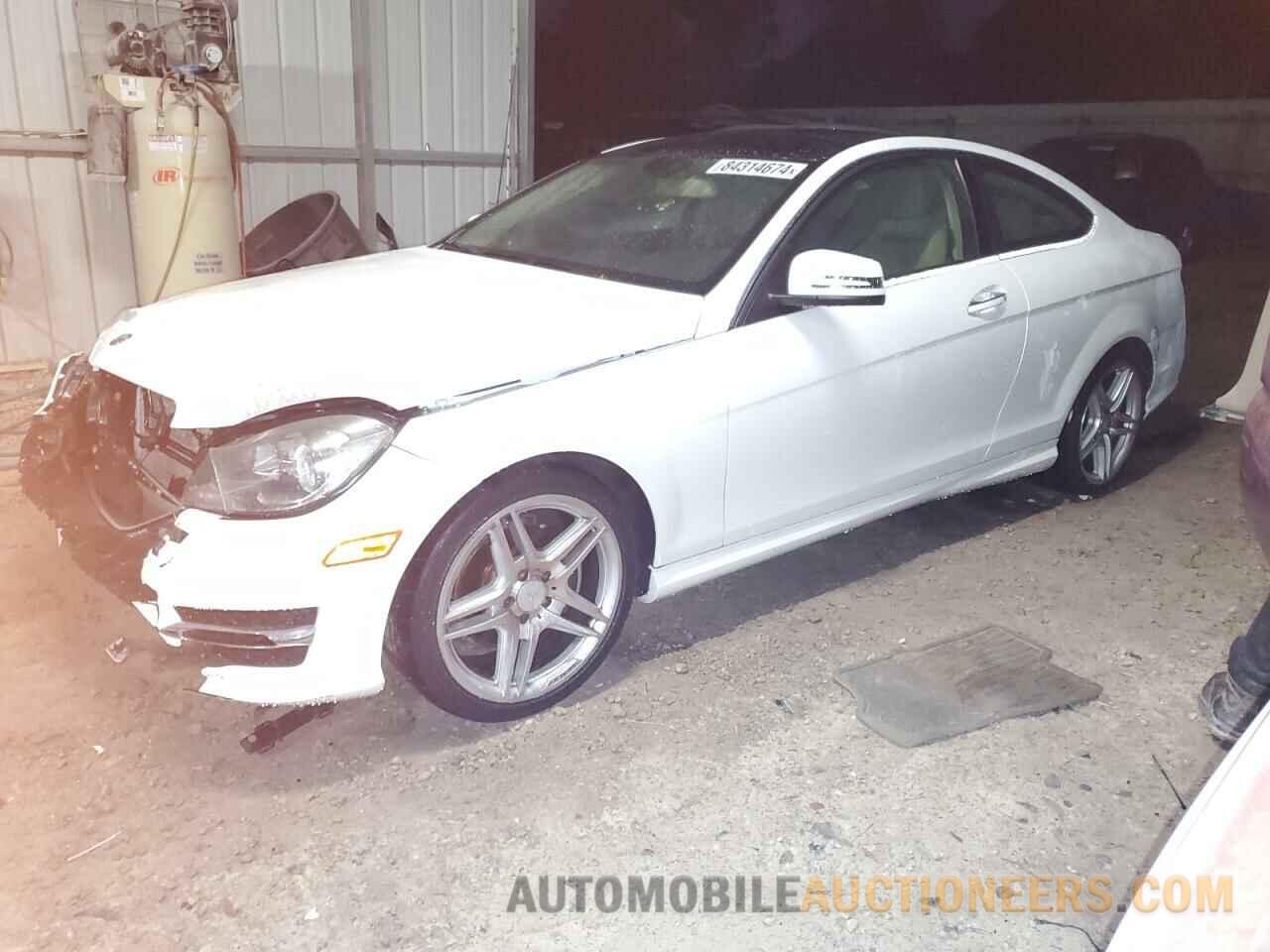 WDDGJ4HB5DG036097 MERCEDES-BENZ C-CLASS 2013