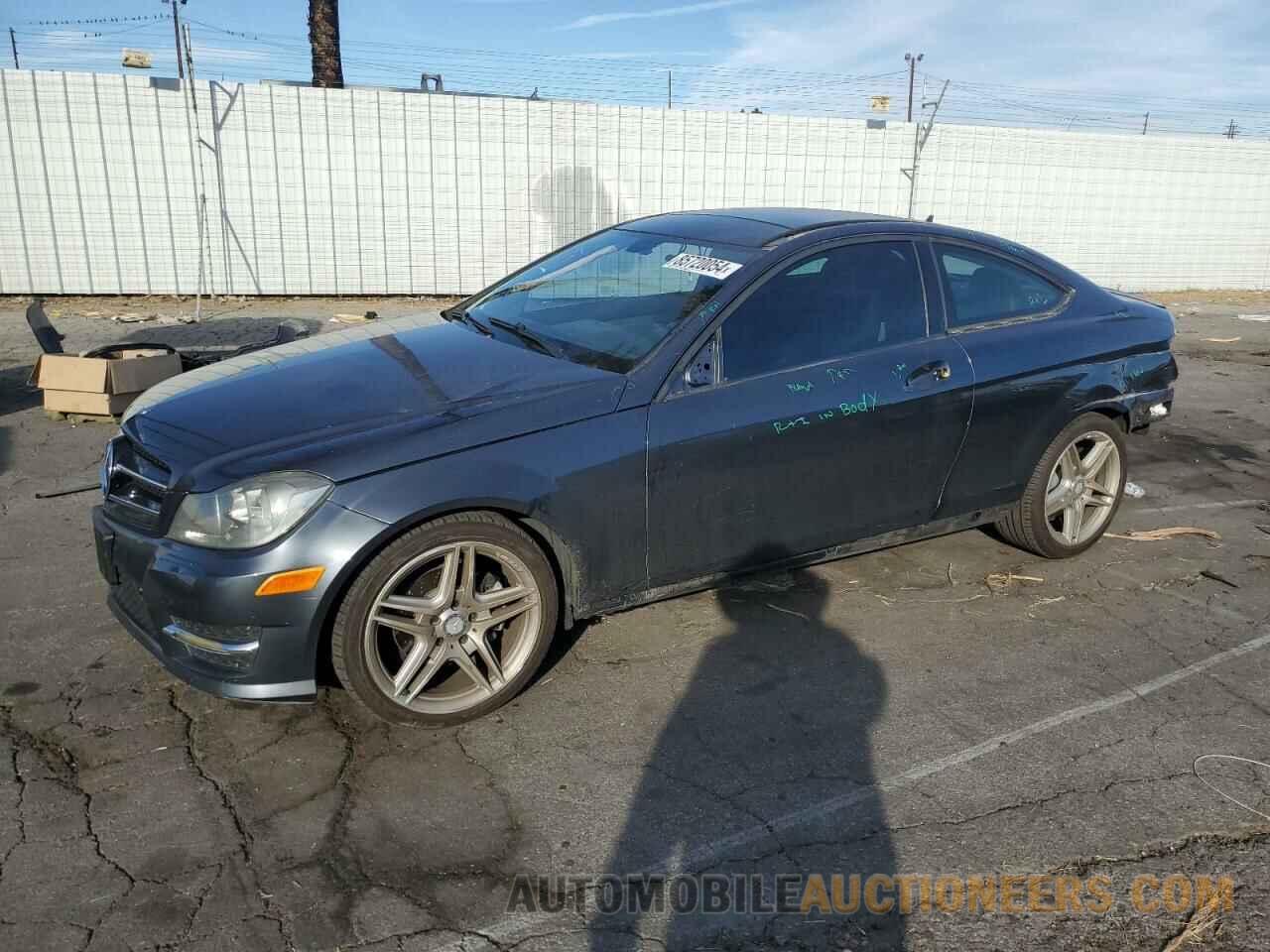 WDDGJ4HB5FG388454 MERCEDES-BENZ C-CLASS 2015