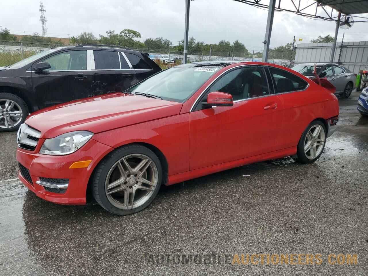 WDDGJ4HB6FG369329 MERCEDES-BENZ C-CLASS 2015