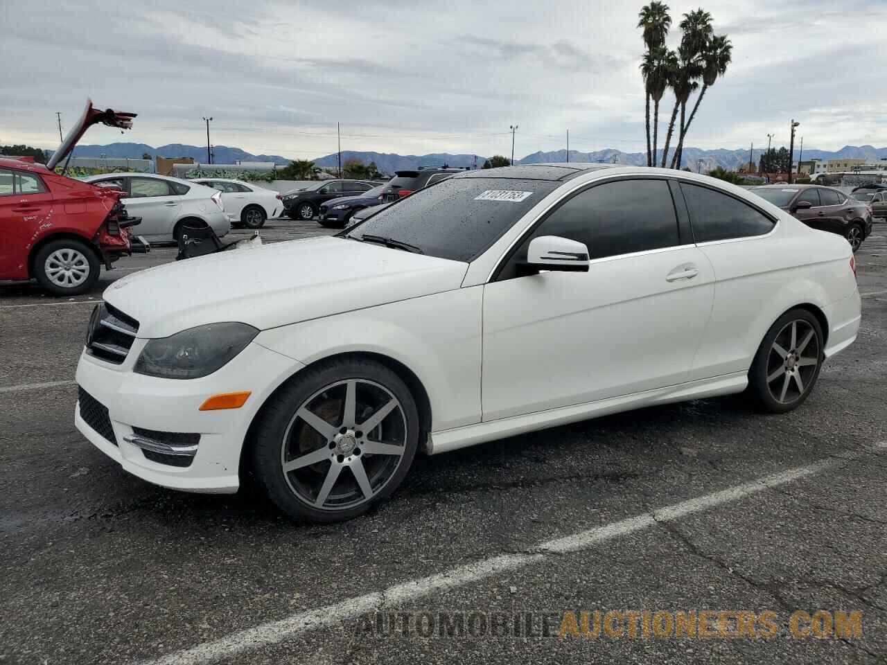 WDDGJ4HB6FG371730 MERCEDES-BENZ C-CLASS 2015