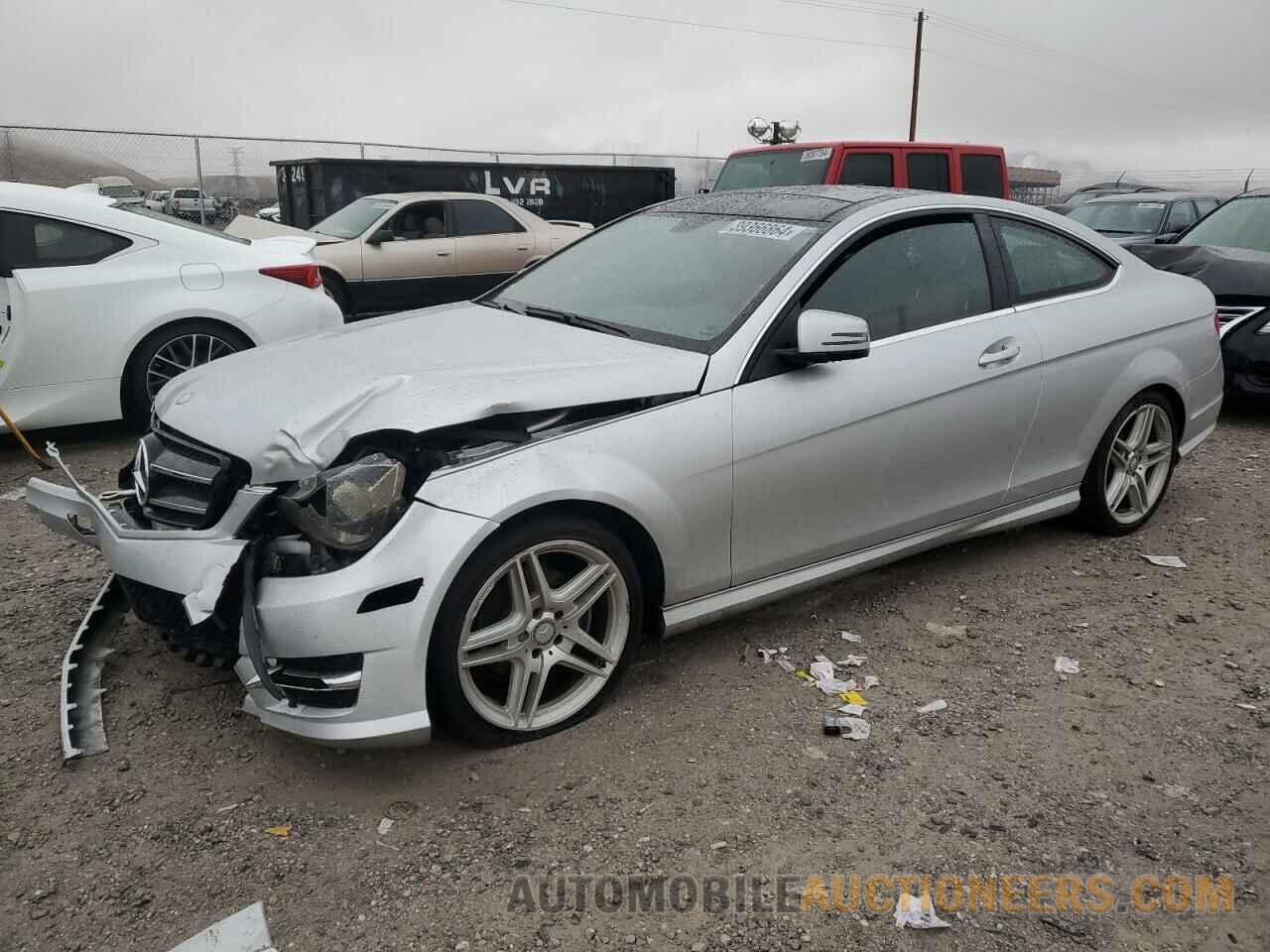 WDDGJ4HB6FG393579 MERCEDES-BENZ C-CLASS 2015