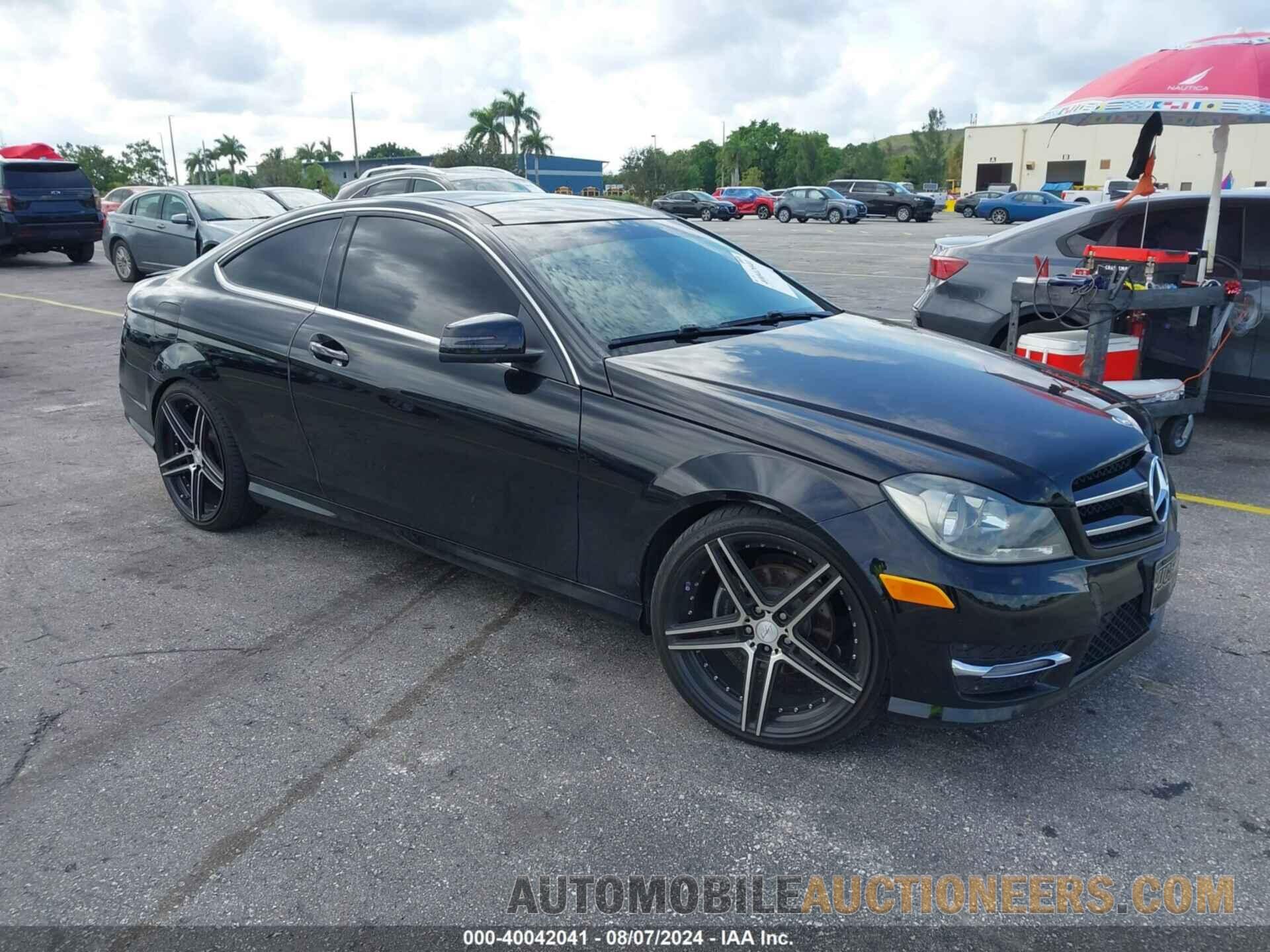 WDDGJ4HB6FG417542 MERCEDES-BENZ C 250 2015