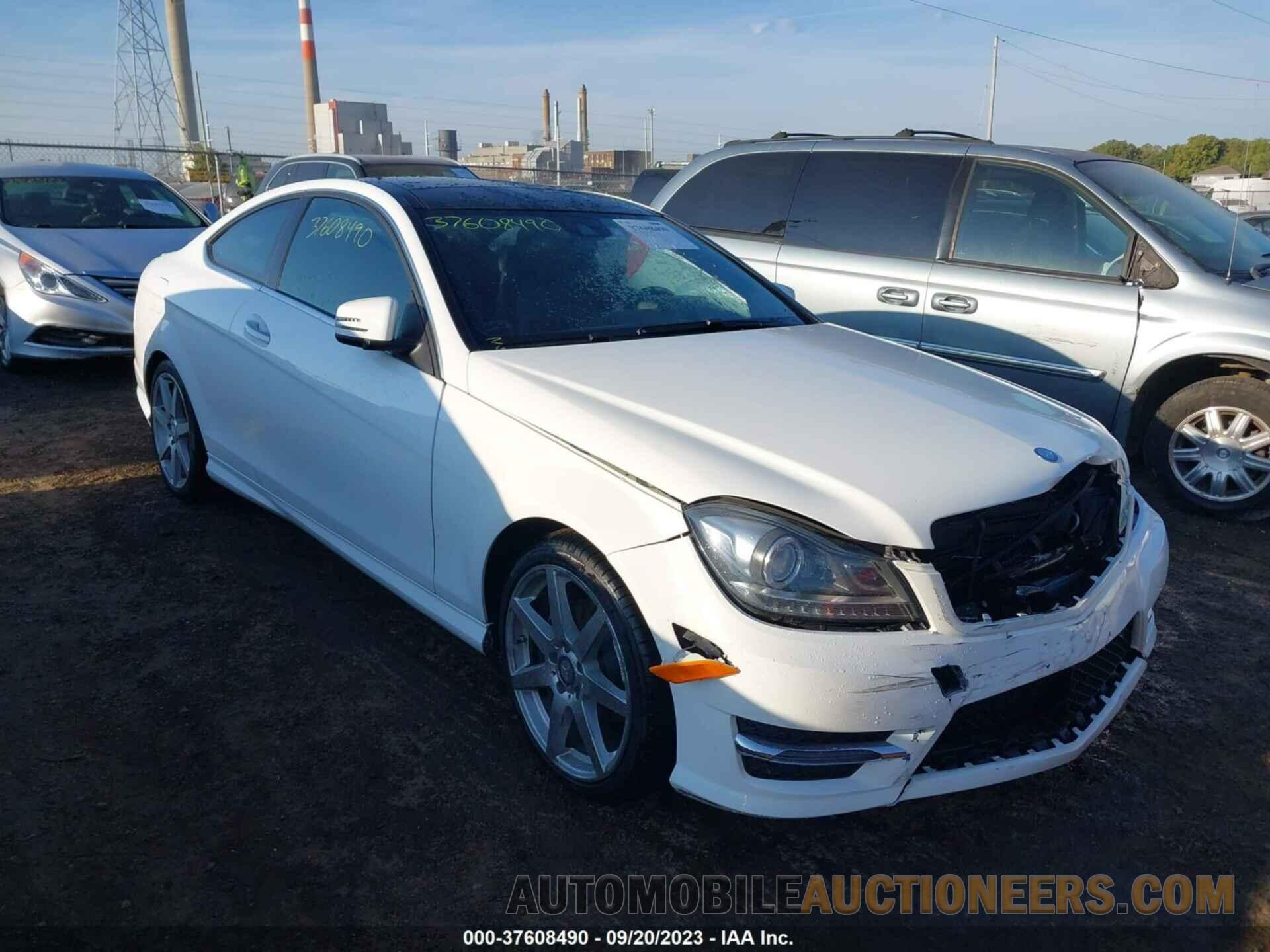 WDDGJ4HB6FG417587 MERCEDES-BENZ C-CLASS 2015