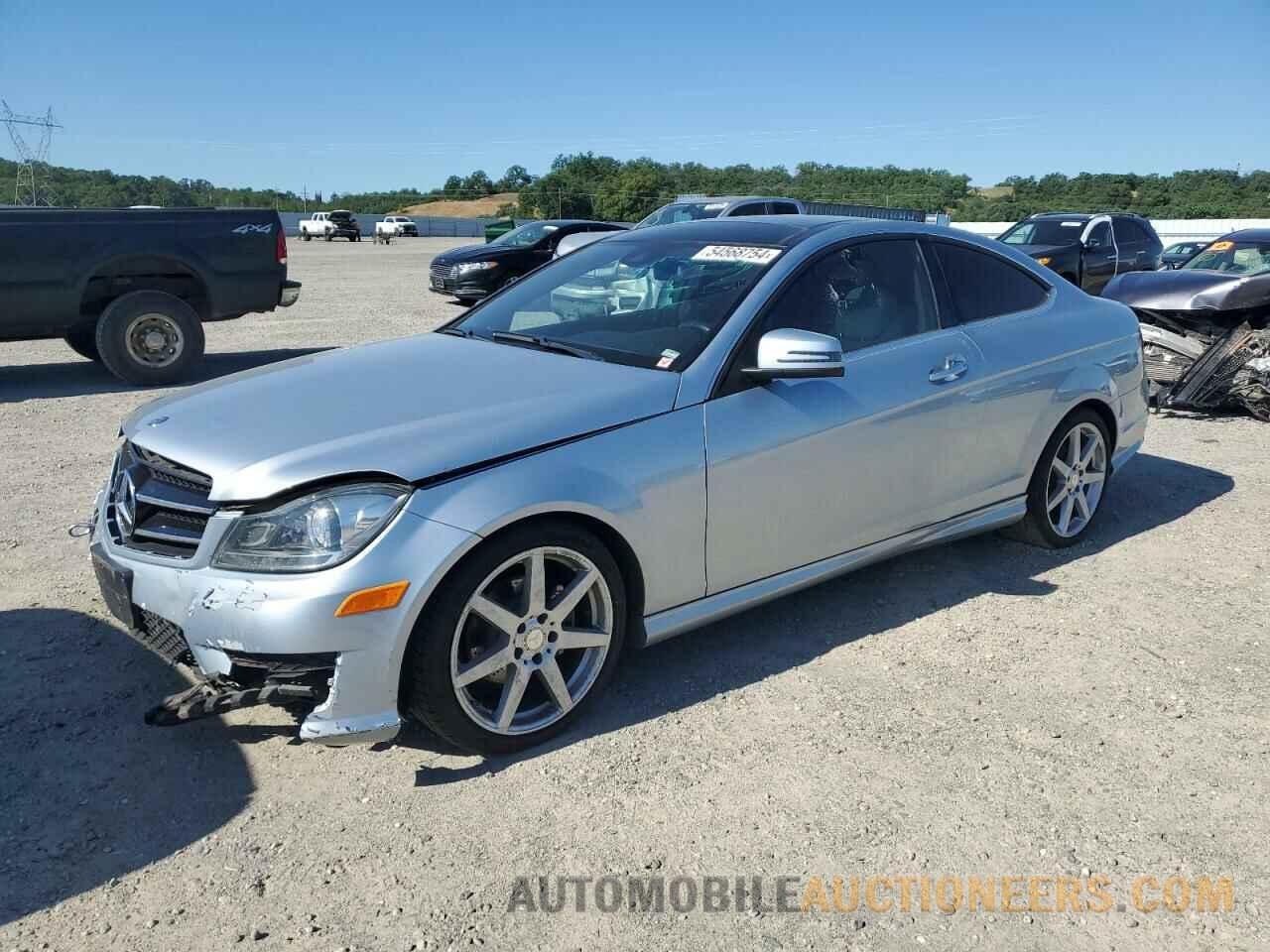 WDDGJ4HB7FG385023 MERCEDES-BENZ C-CLASS 2015