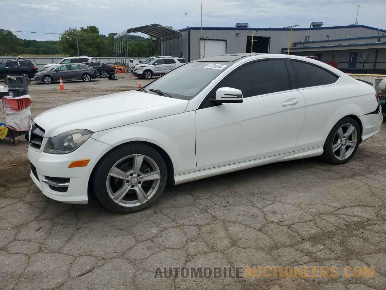 WDDGJ4HB7FG386558 MERCEDES-BENZ C-CLASS 2015