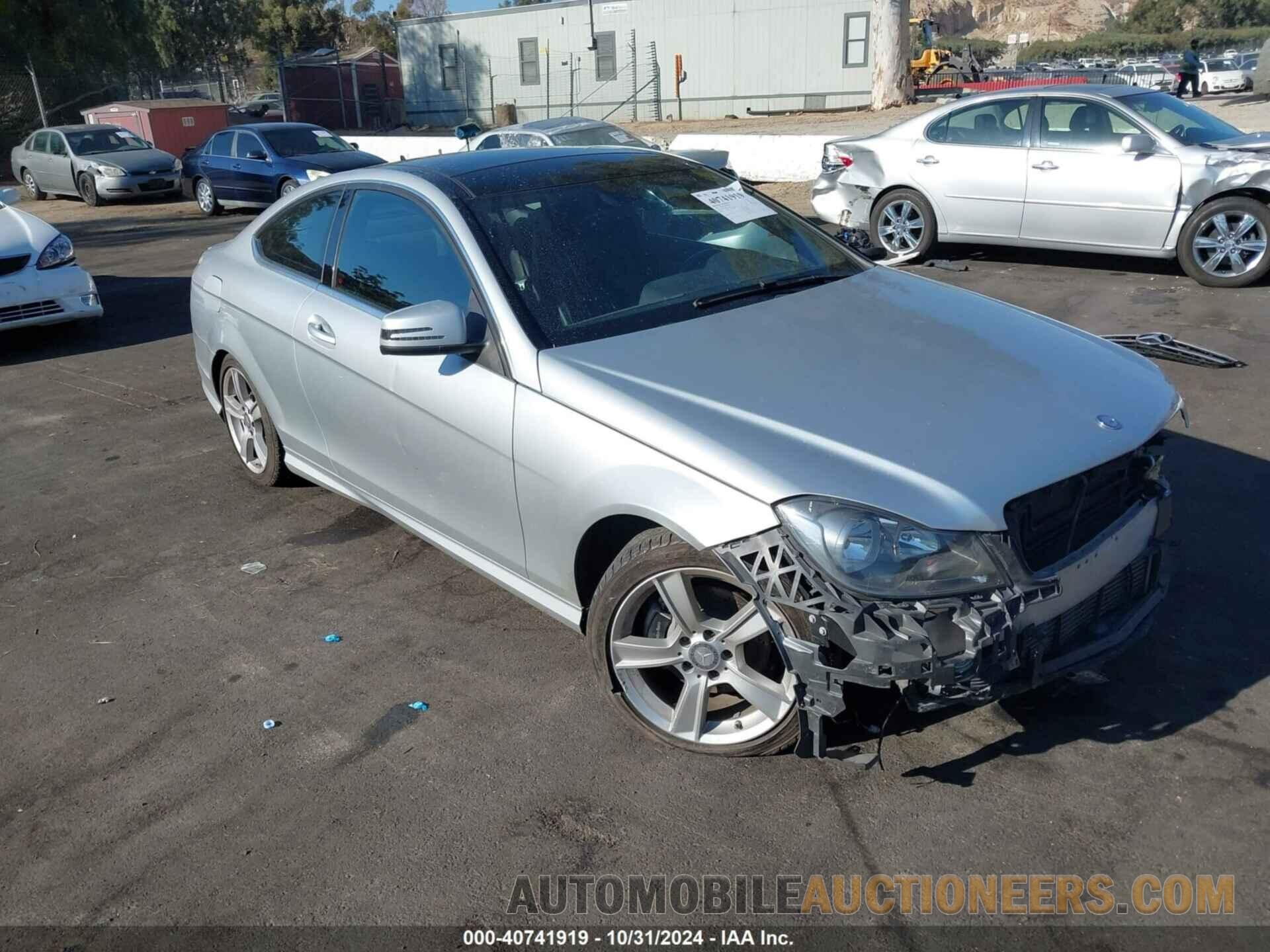 WDDGJ4HB8FG392921 MERCEDES-BENZ C 250 2015