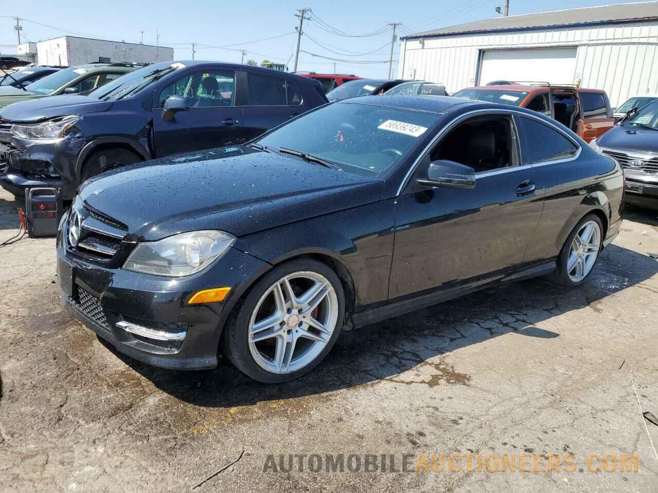 WDDGJ4HB8FG393907 MERCEDES-BENZ C-CLASS 2015