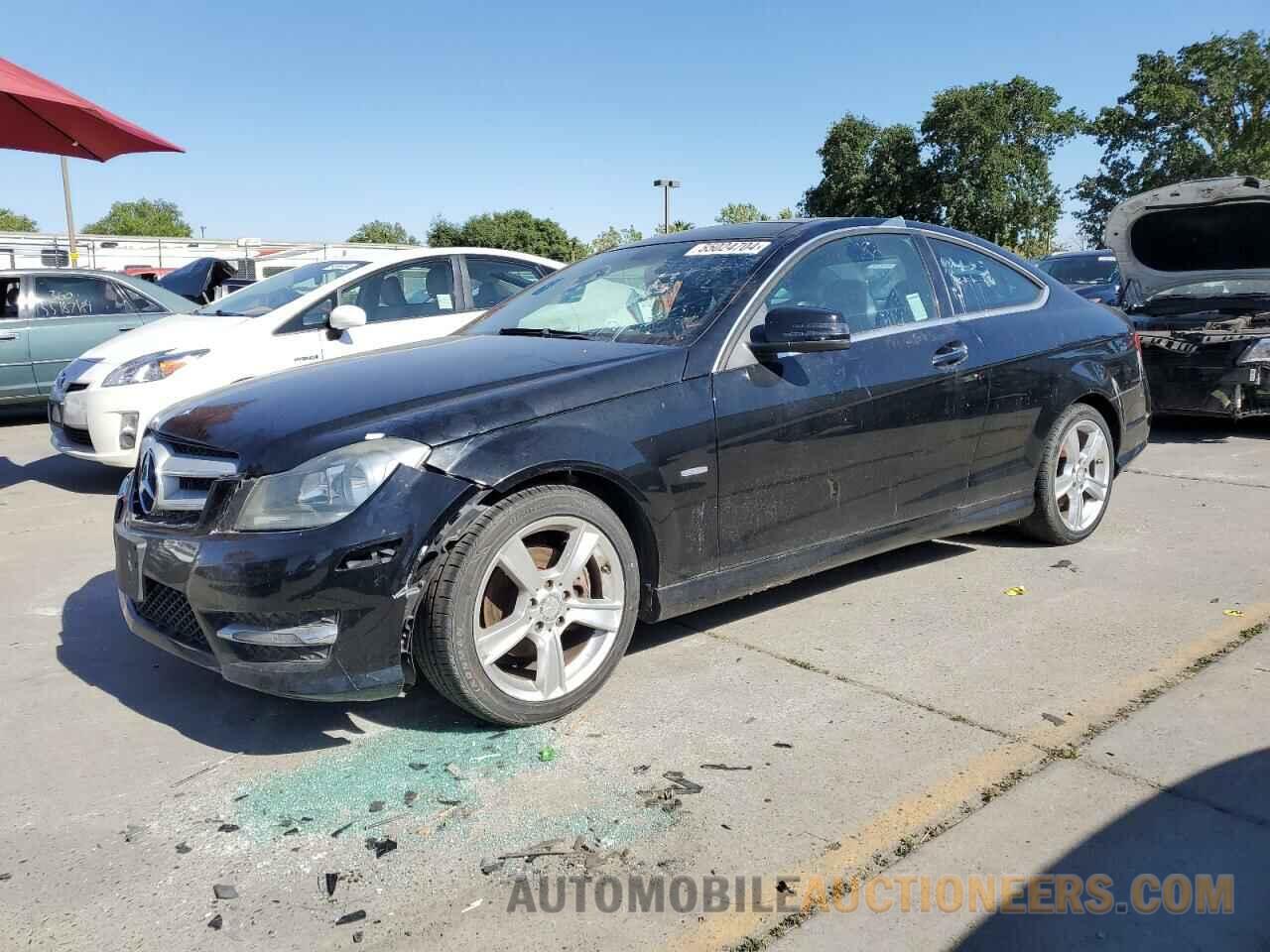 WDDGJ4HB9CF883225 MERCEDES-BENZ C-CLASS 2012