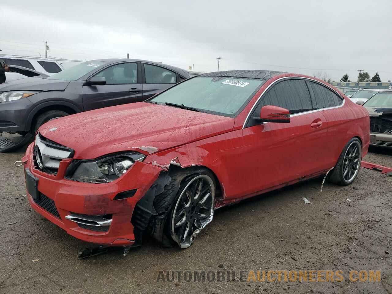 WDDGJ4HB9DG008125 MERCEDES-BENZ C-CLASS 2013