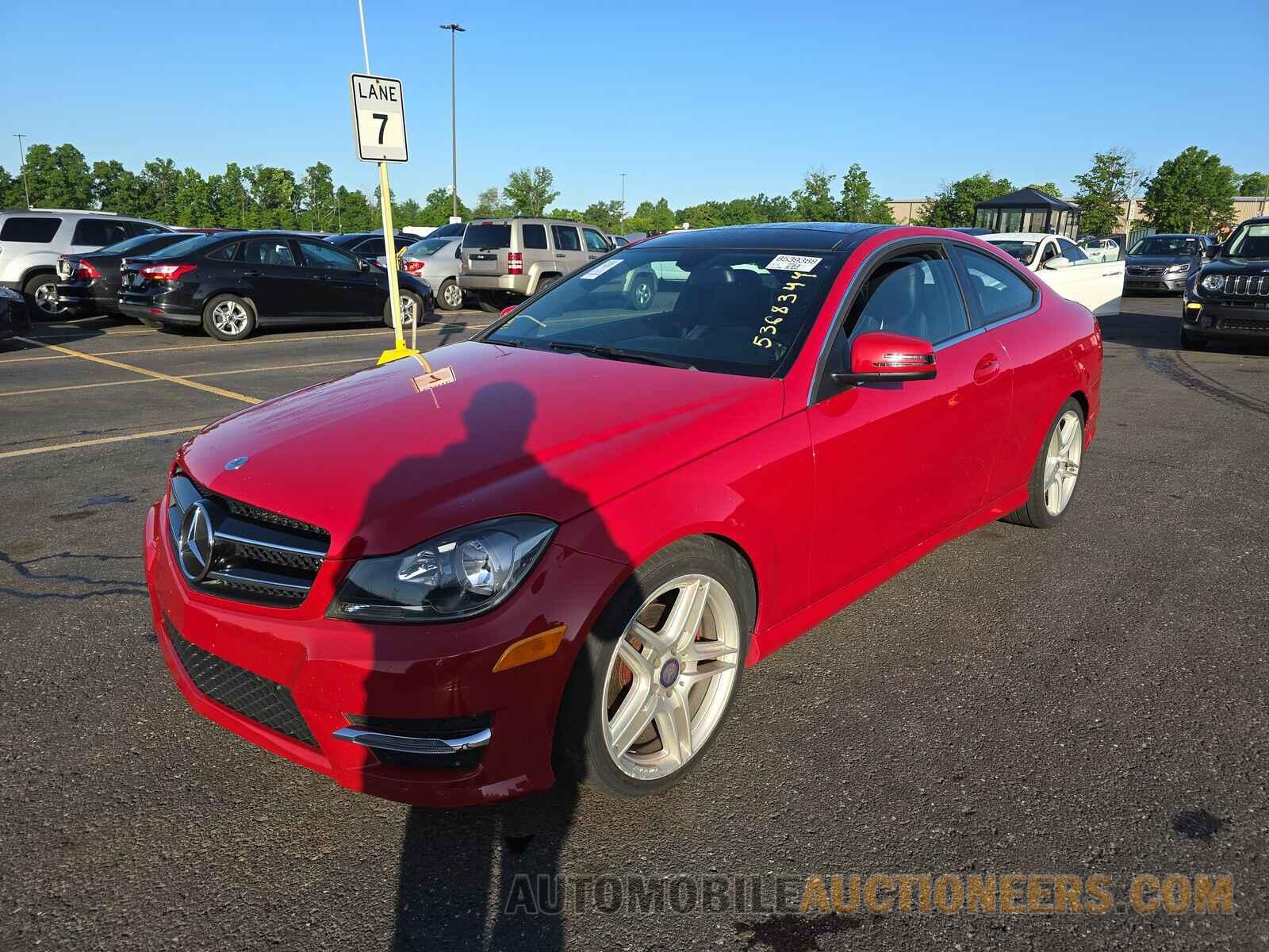 WDDGJ4HB9FG356378 Mercedes-Benz C 2 2015