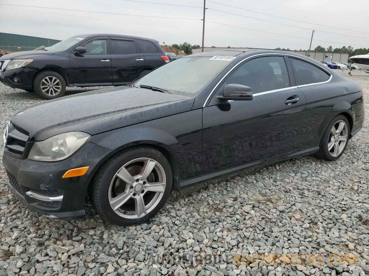 WDDGJ4HB9FG373617 MERCEDES-BENZ C-CLASS 2015