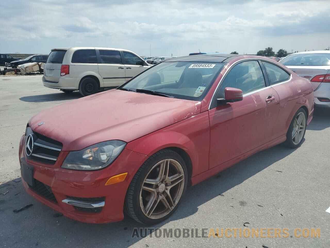 WDDGJ4HBXFG357541 MERCEDES-BENZ C-CLASS 2015