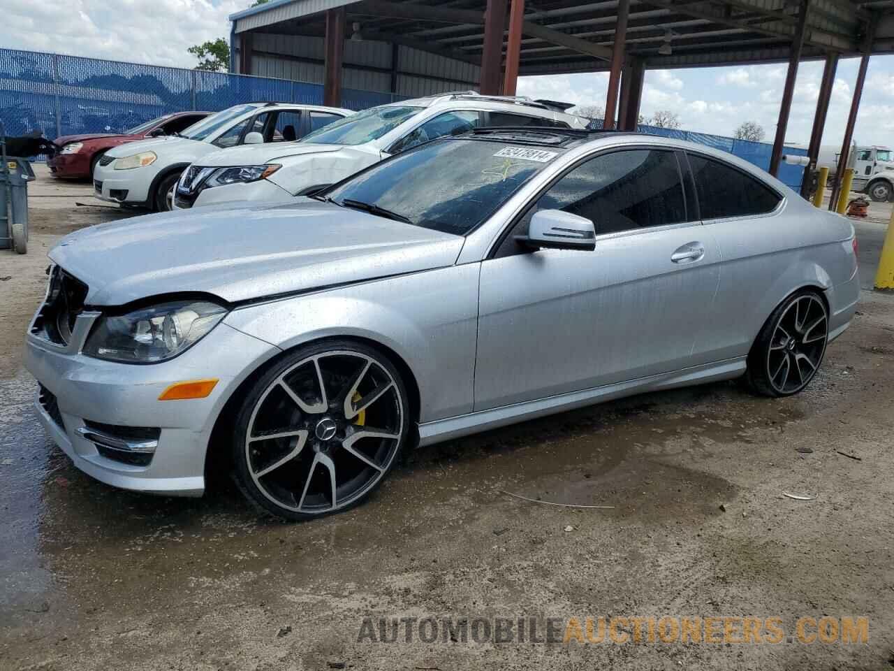 WDDGJ4HBXFG385131 MERCEDES-BENZ C-CLASS 2015