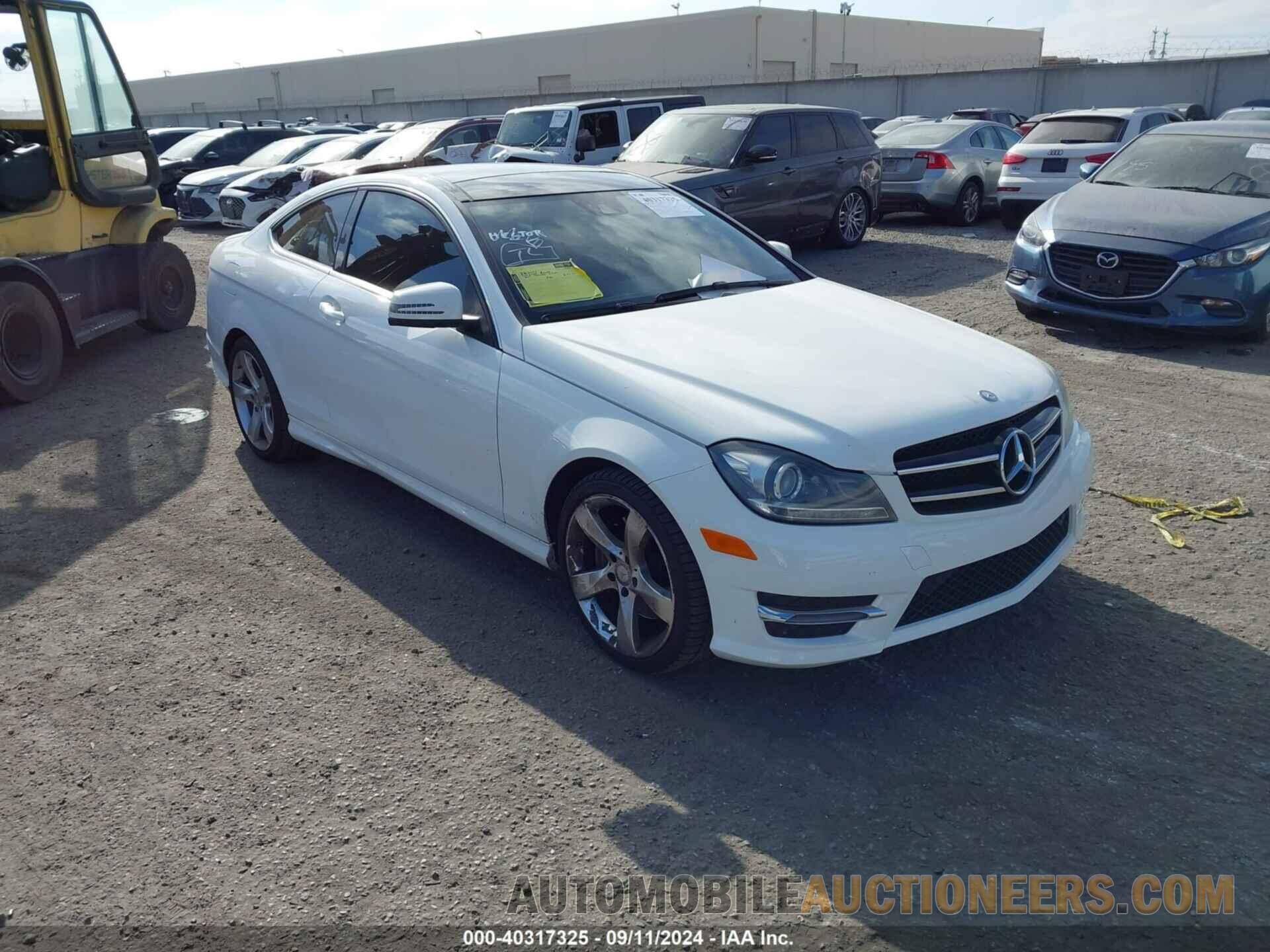 WDDGJ5HB1FG416160 MERCEDES-BENZ C 350 2015