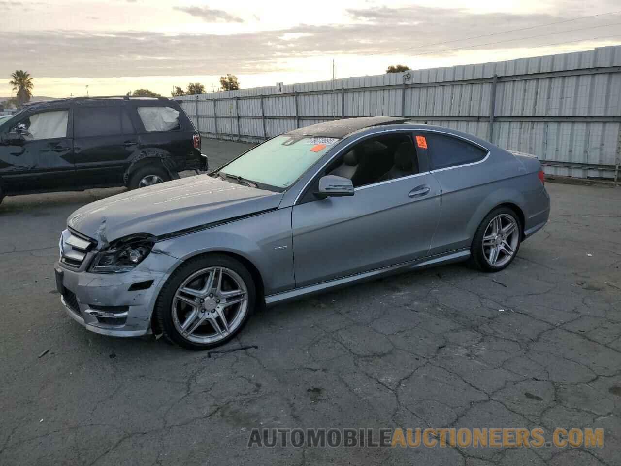 WDDGJ5HB3CF751633 MERCEDES-BENZ C-CLASS 2012