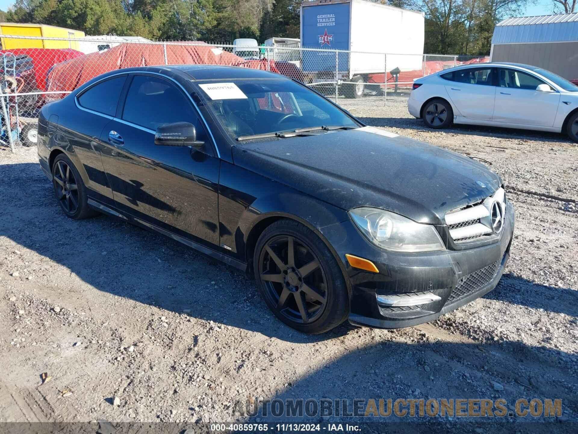 WDDGJ5HB4CF752953 MERCEDES-BENZ C 350 2012