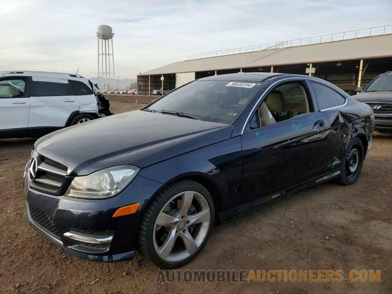 WDDGJ5HB5FG348087 MERCEDES-BENZ C-CLASS 2015